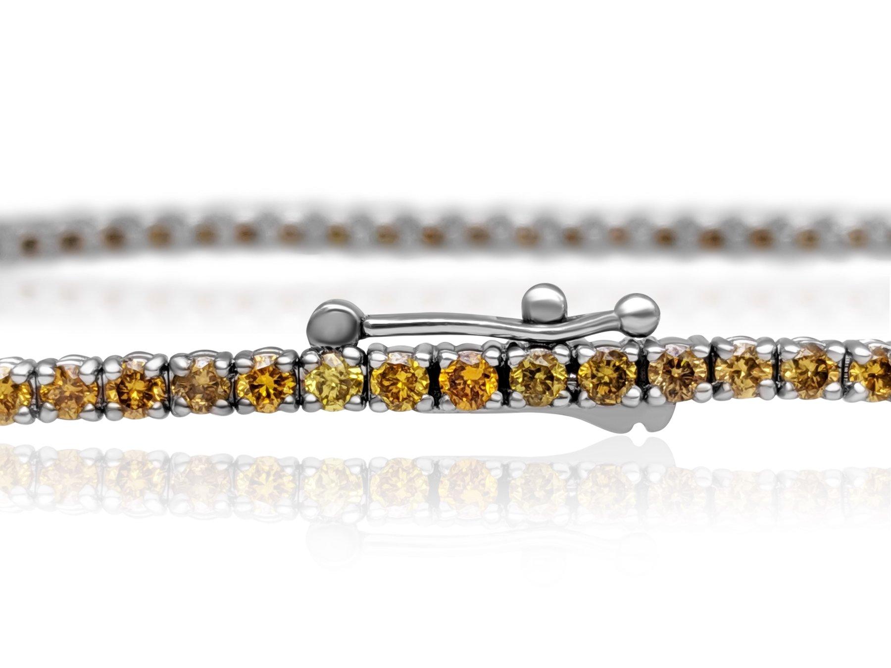 NESSUNA RISERVA! Bracciale Tennis con diamanti fantasia in oro bianco 14K da 2,07 carati In condizioni Nuovo in vendita a Ramat Gan, IL