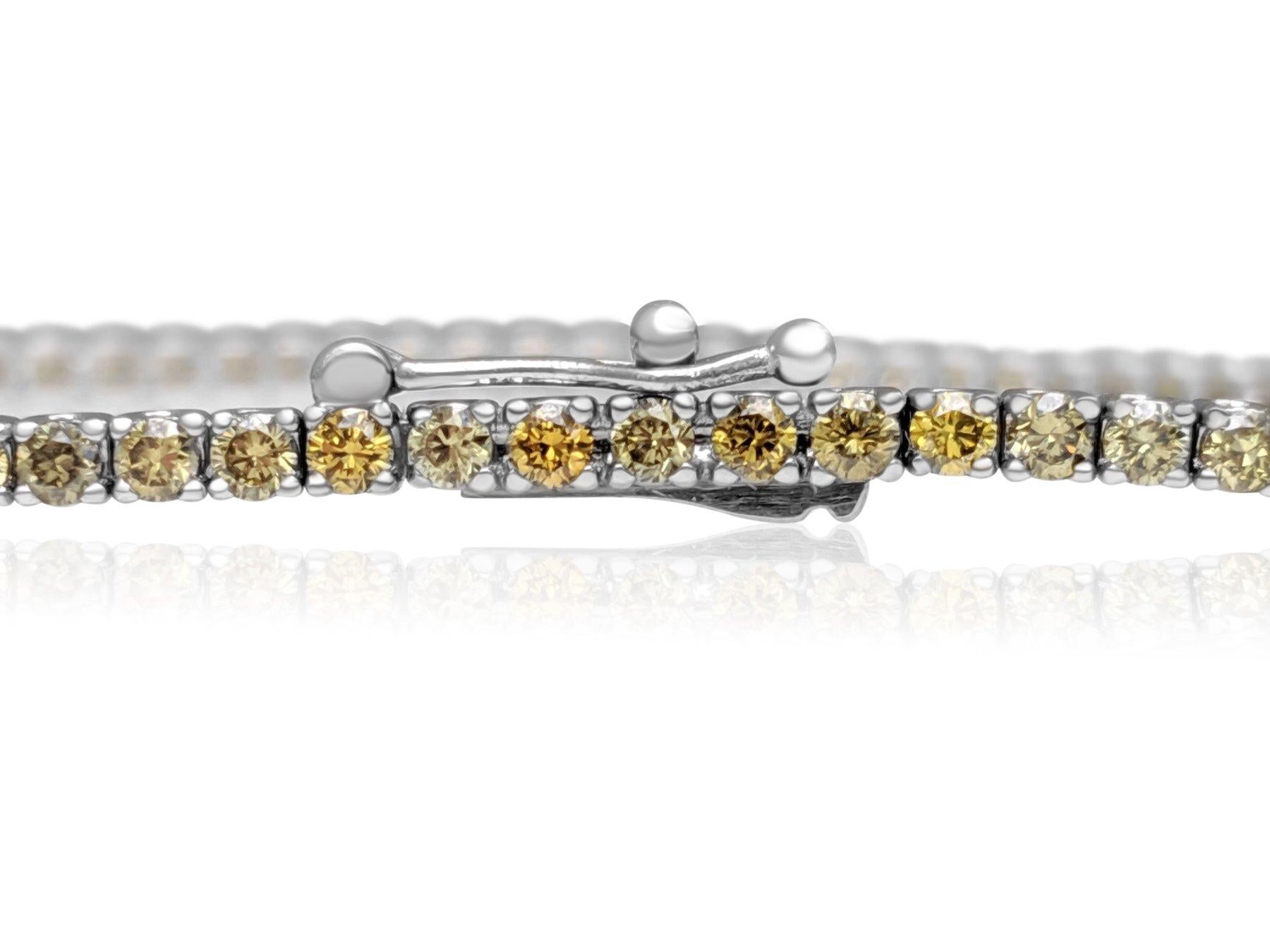 Taglio rotondo NESSUNA RISERVA! Bracciale Tennis con diamanti fantasia in oro bianco 14K da 2,11 carati in vendita