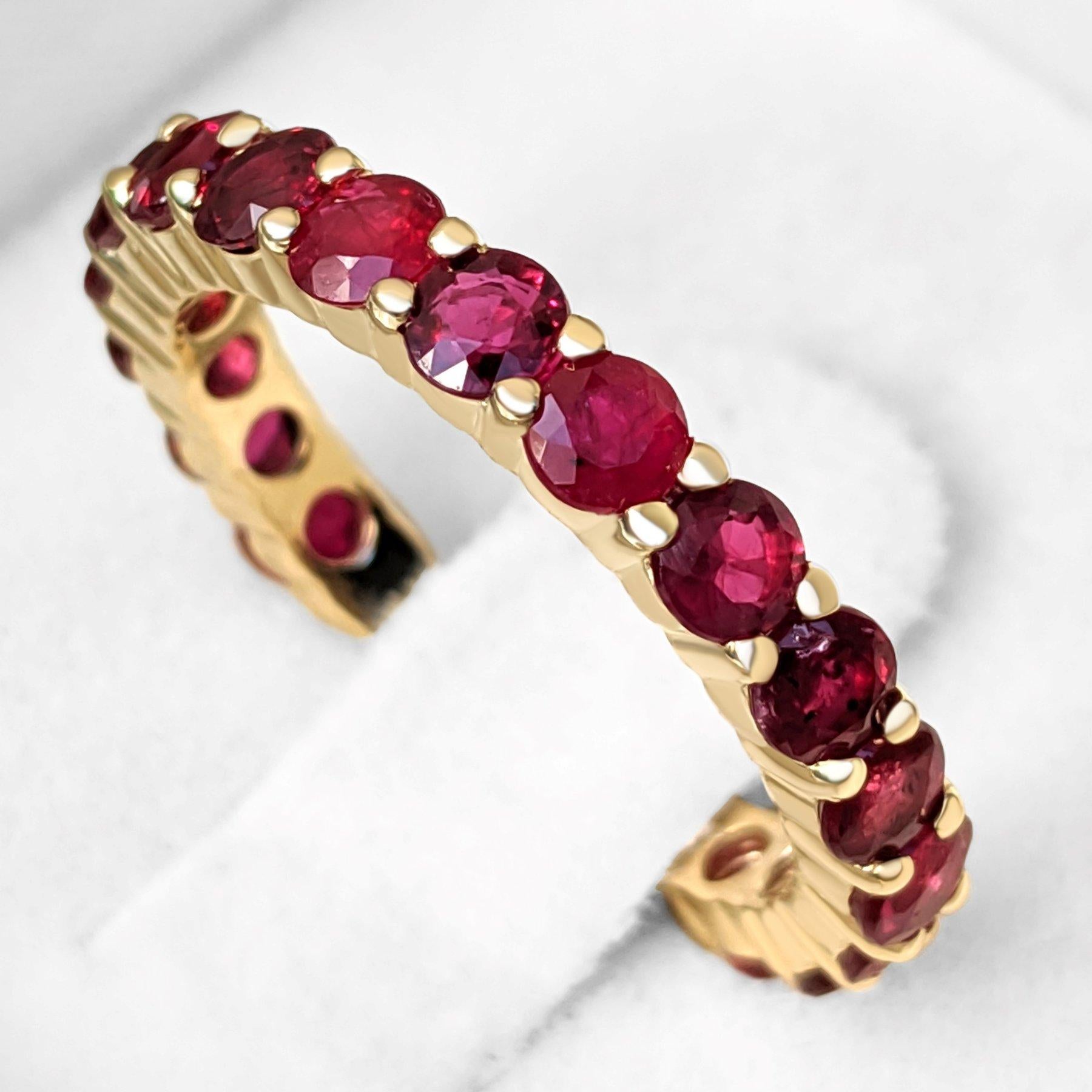 Women's NO RESERVE! 2.14 Carat Ruby 3/4 Eternity Band 14kt Yellow gold - Ring For Sale