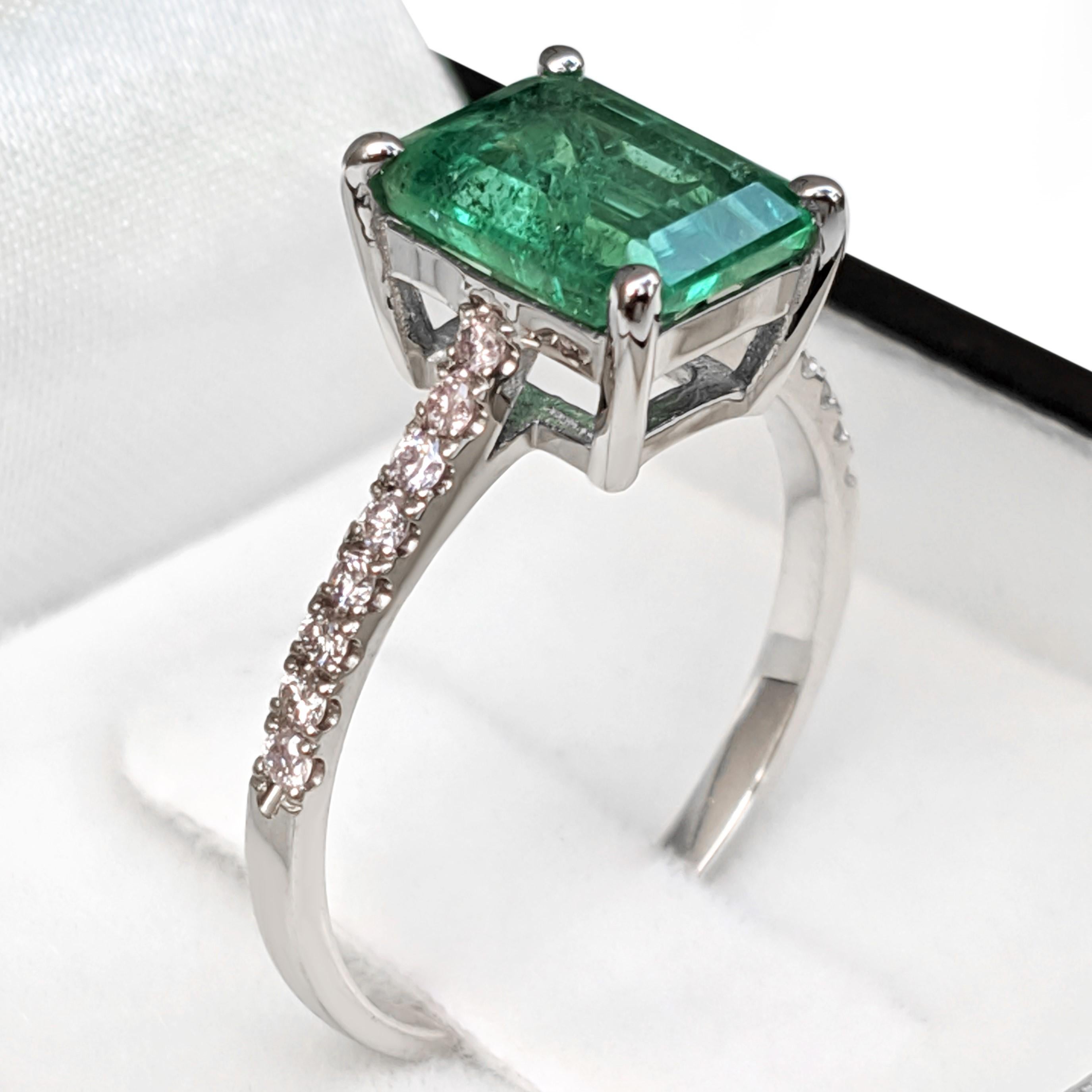 NO RESERVE! 2.27 Carat Emerald and 0.21Ct Diamonds - 14 kt. White gold - Ring 1