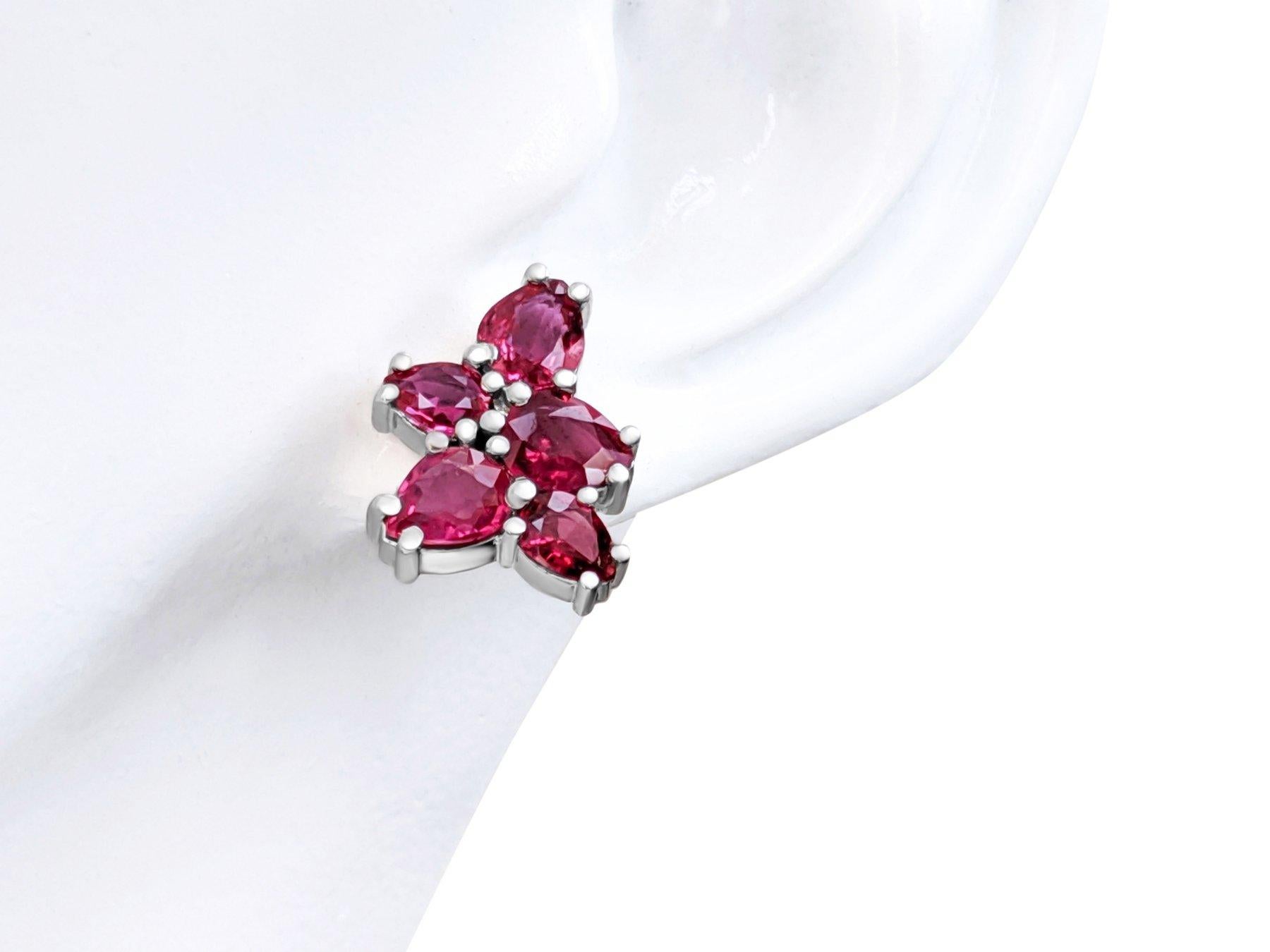 NO RESERVE! 2.34Ct NO HEAT Ruby 14kt White Gold Earrings In New Condition For Sale In Ramat Gan, IL