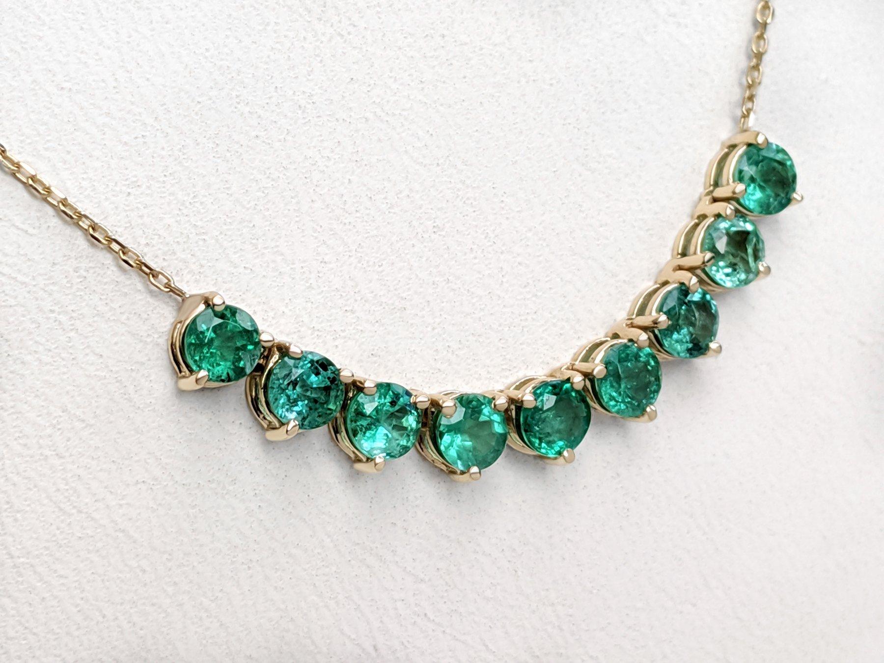 Art Deco NO RESERVE!  2.44 Carat Natural Emerald - 14 kt. Gold - Necklace