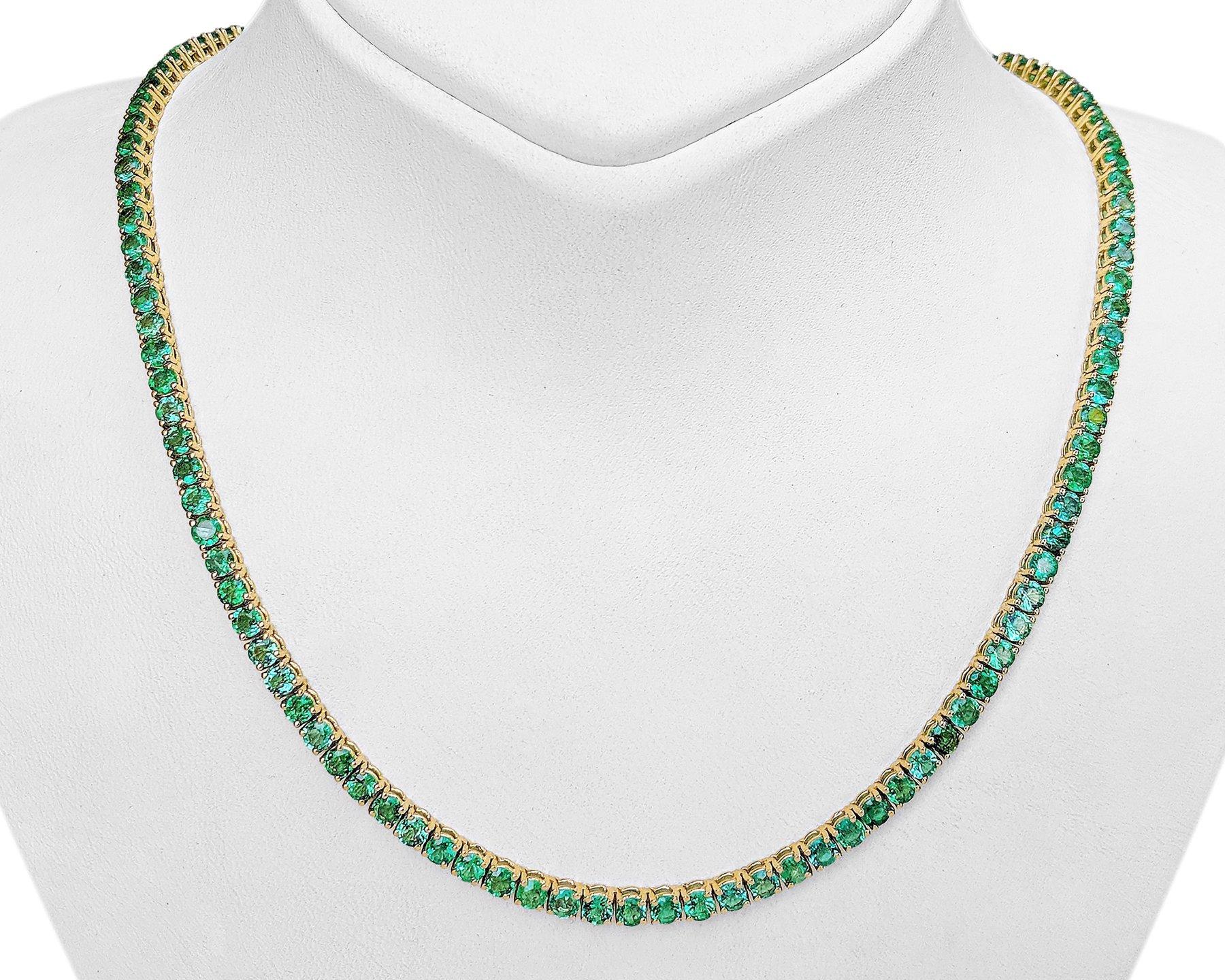 NO RESERVE! 27.79 Carat Natural Emerald Riviera - 14 kt. Gold - Necklace In New Condition For Sale In Ramat Gan, IL