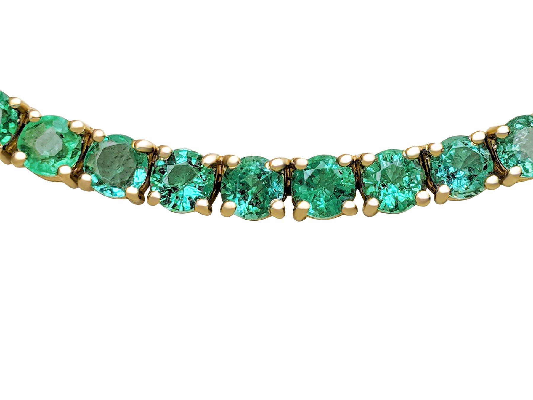 NO RESERVE! 27.79 Carat Natural Emerald Riviera - 14 kt. Gold - Necklace For Sale 1