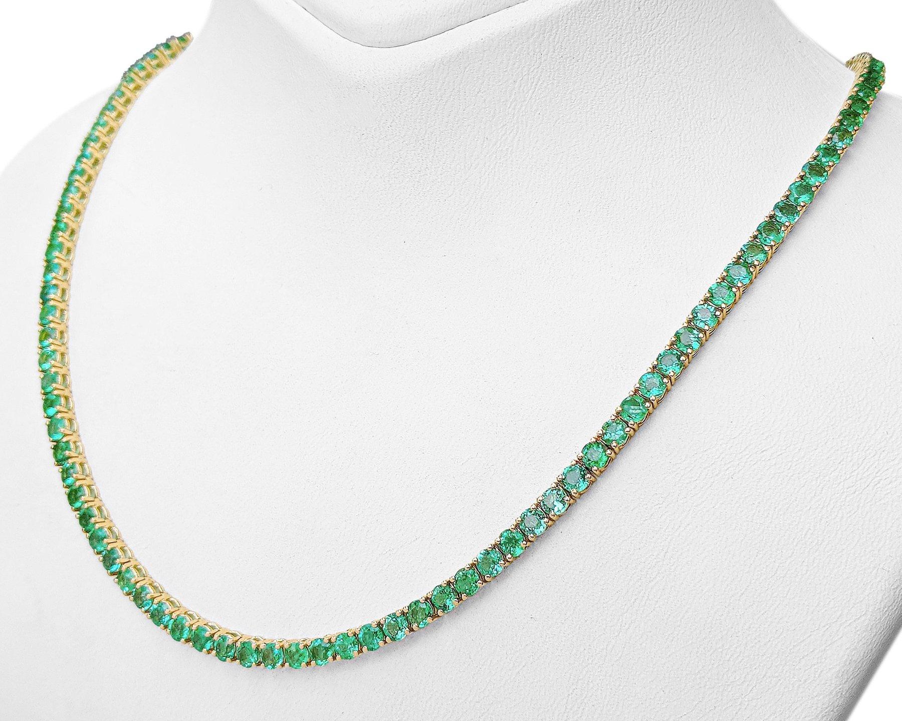 NO RESERVE! 27.79 Carat Natural Emerald Riviera - 14 kt. Gold - Necklace For Sale 2