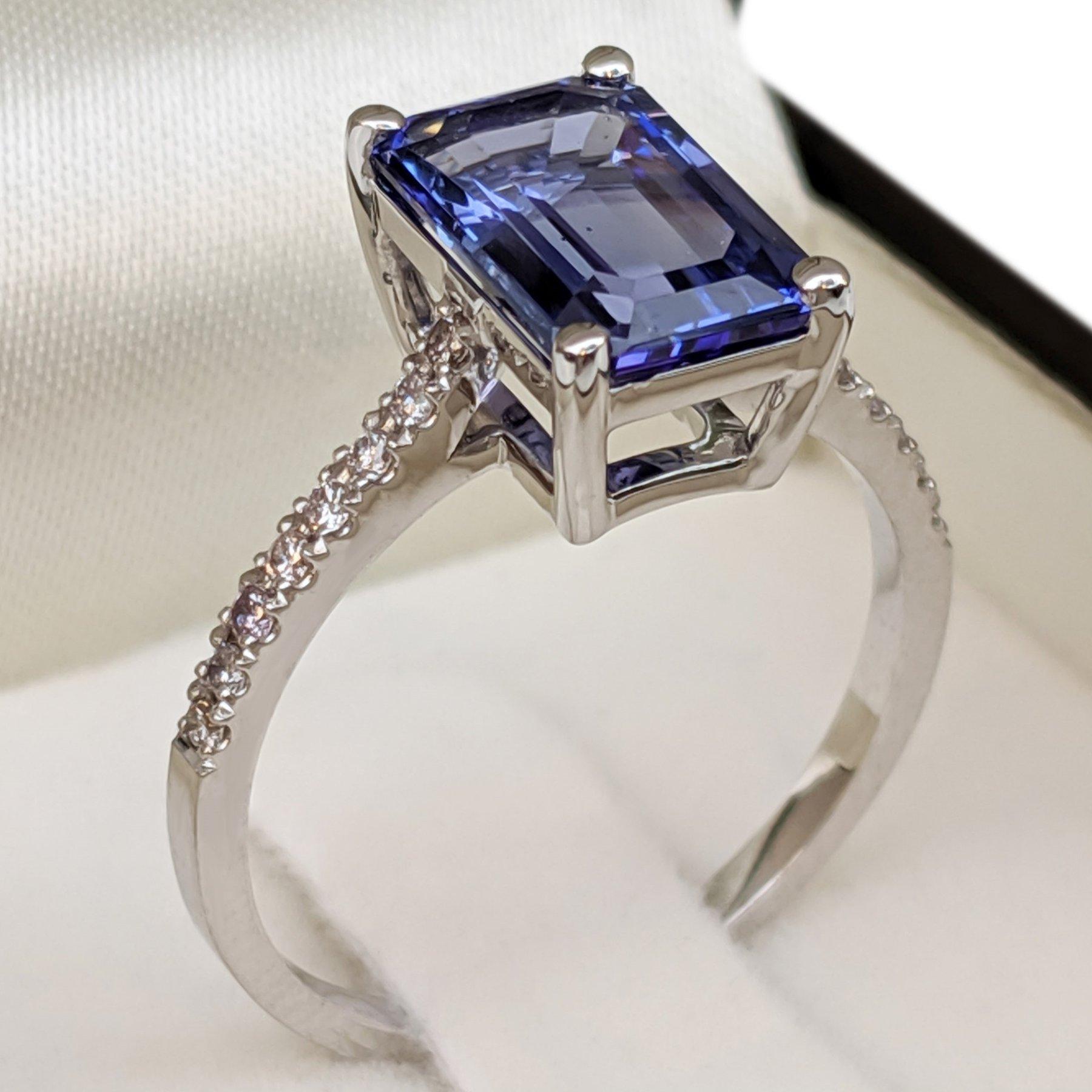 $1 NO RESERVE!   2.80Ct Tanzanite & 0.18Ct Diamonds - 14 kt. White gold - Ring In New Condition In Ramat Gan, IL
