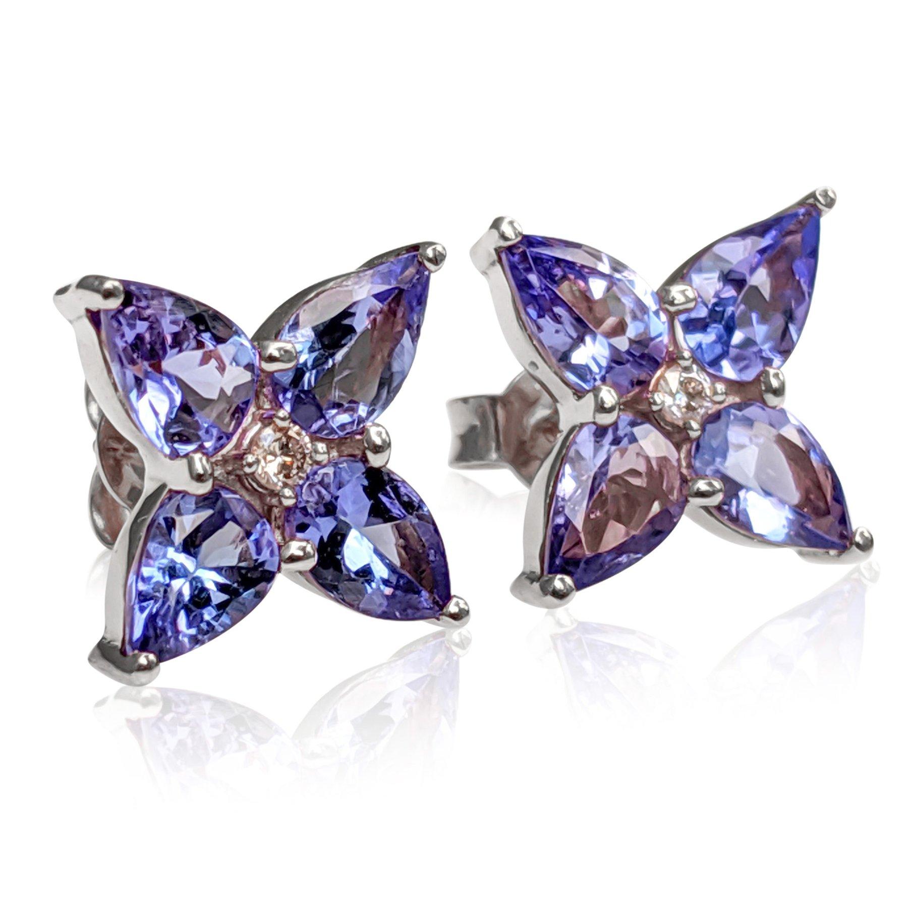 Art Deco NO RESERVE! 3.05Ct Tanzanite and 0.05Ct Diamonds 14 kt. White gold Earrings For Sale