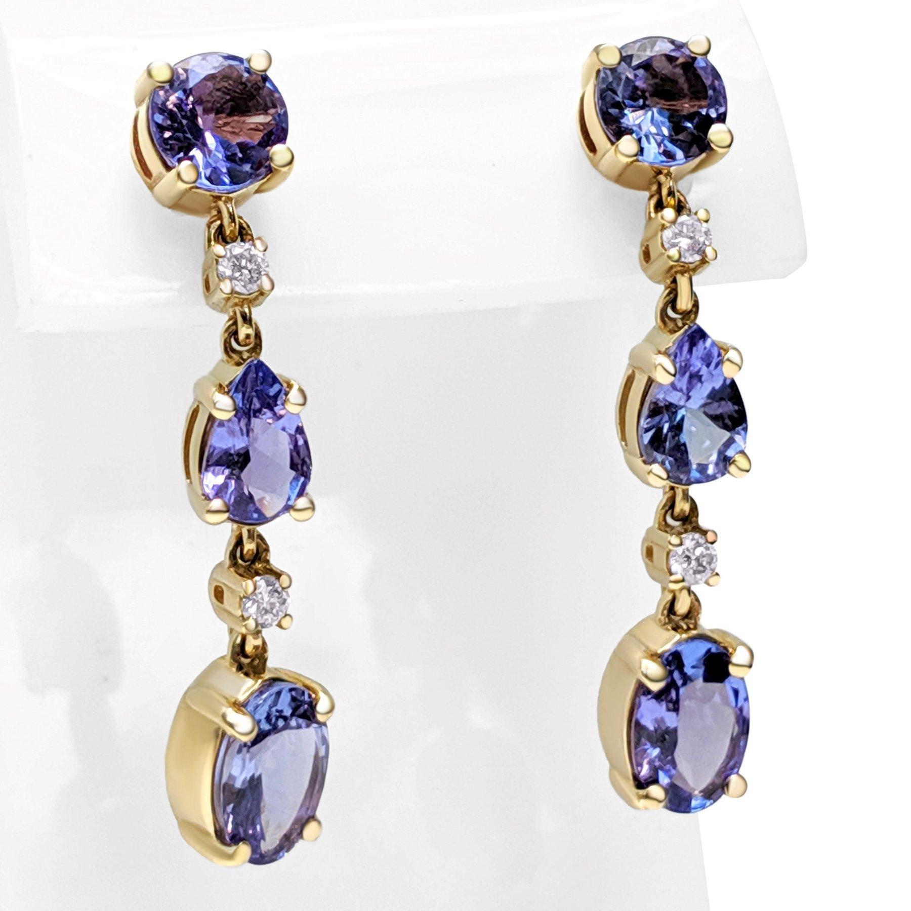 Art Deco $1 NO RESERVE! 3.20Ct Tanzanite and 0.15Ct Diamonds 14 kt. Yellow gold Earrings