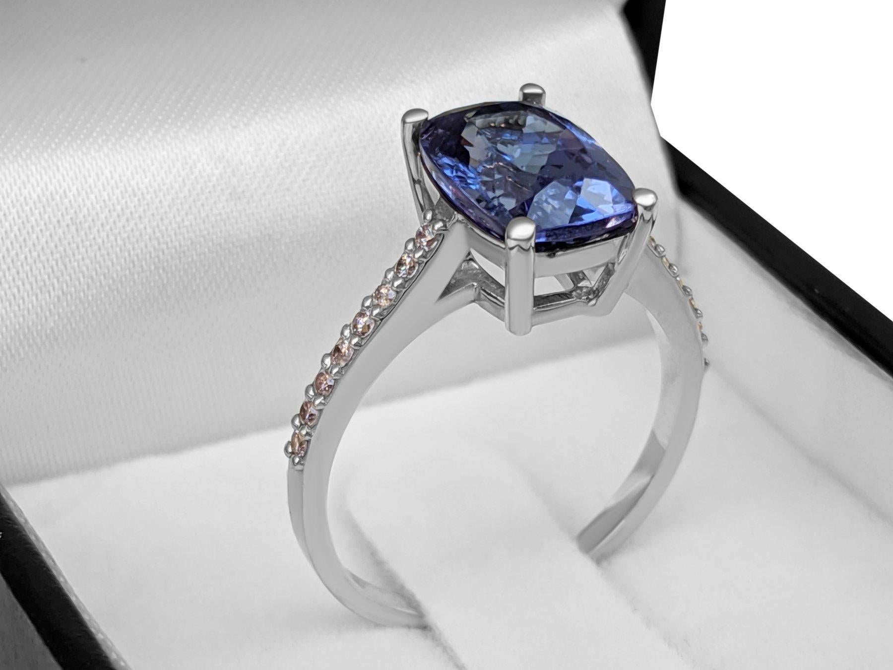 NO RESERVE!   3.33Ct Tanzanite & 0.16Ct Diamonds - 14 kt. White gold - Ring For Sale 1