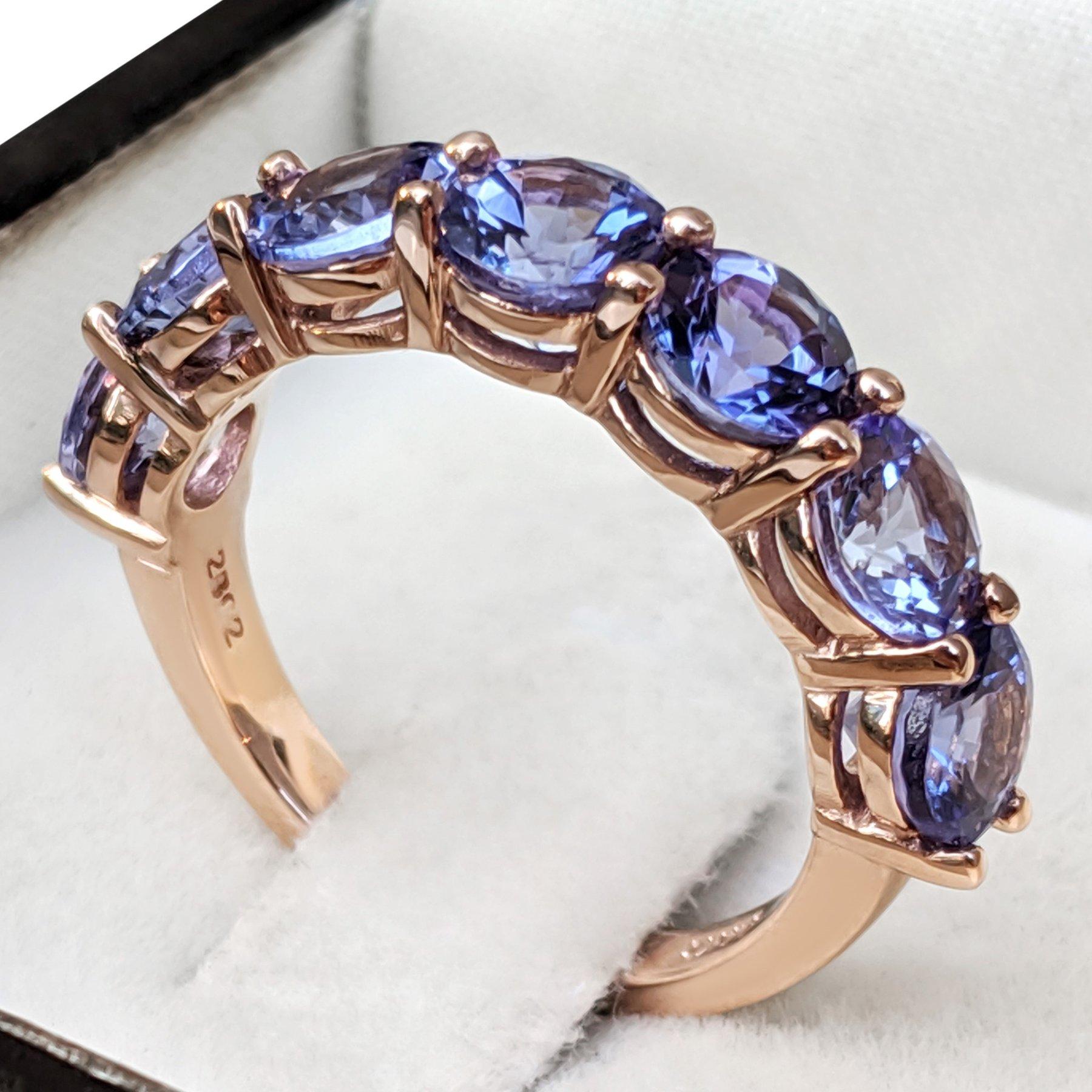 NO RESERVE! 3.38 Carat Tanzanite 7 Stone Eternity Band 14kt Rose gold - Ring For Sale 1