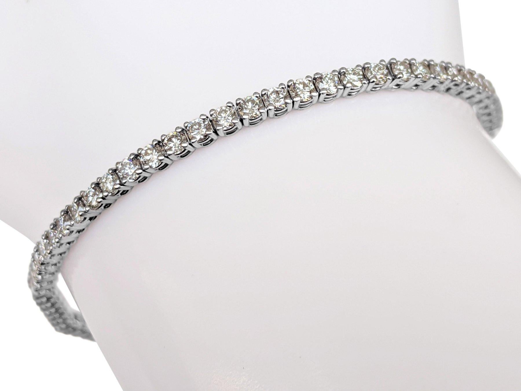 Bracelet tennis en or blanc 14 carats avec diamants de 3,45 carats Neuf - En vente à Ramat Gan, IL