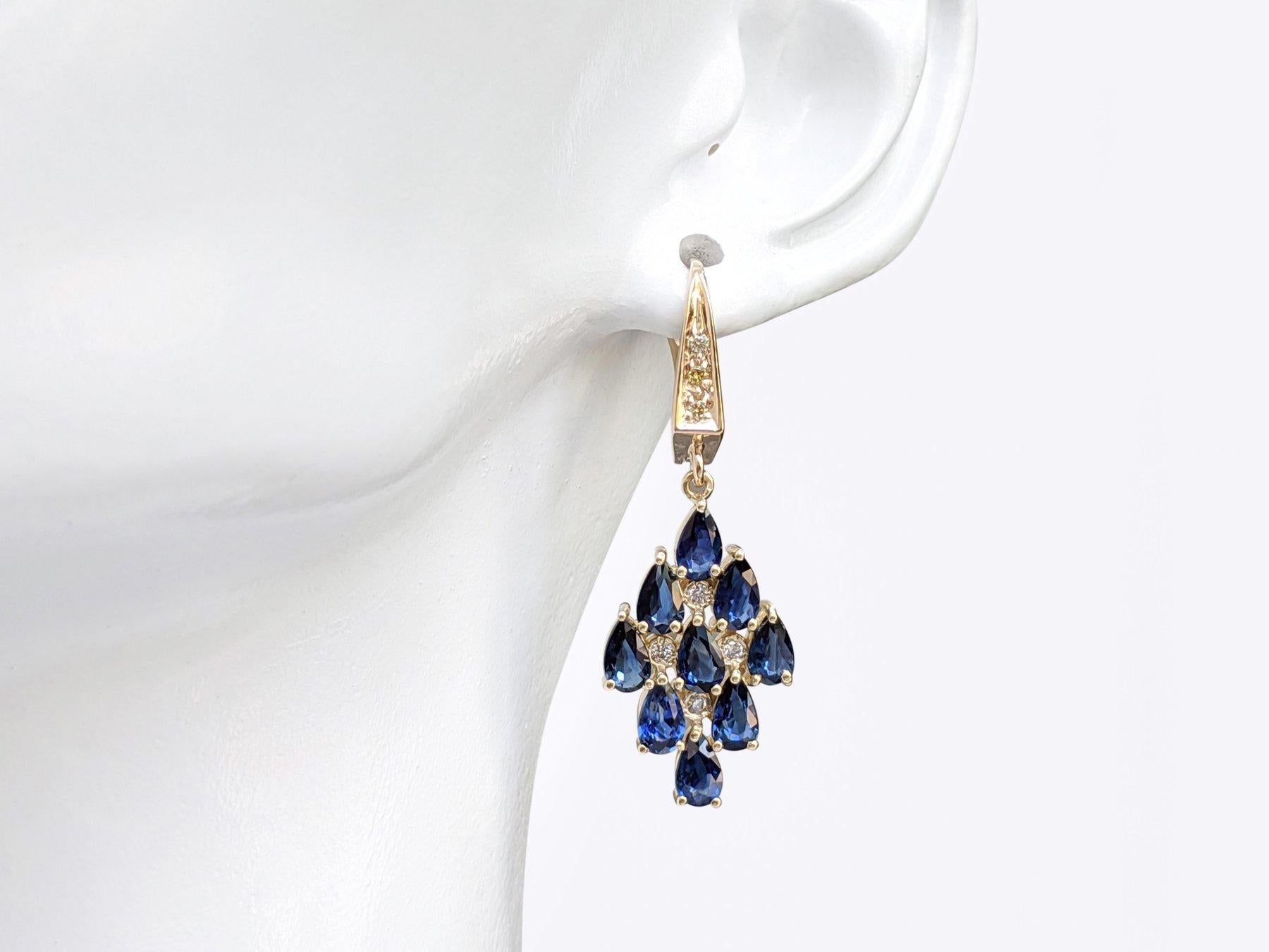 Pear Cut NO RESERVE!  4.13Ct Sapphire & 0.20 Diamonds - 14K Yellow Gold Earrings For Sale