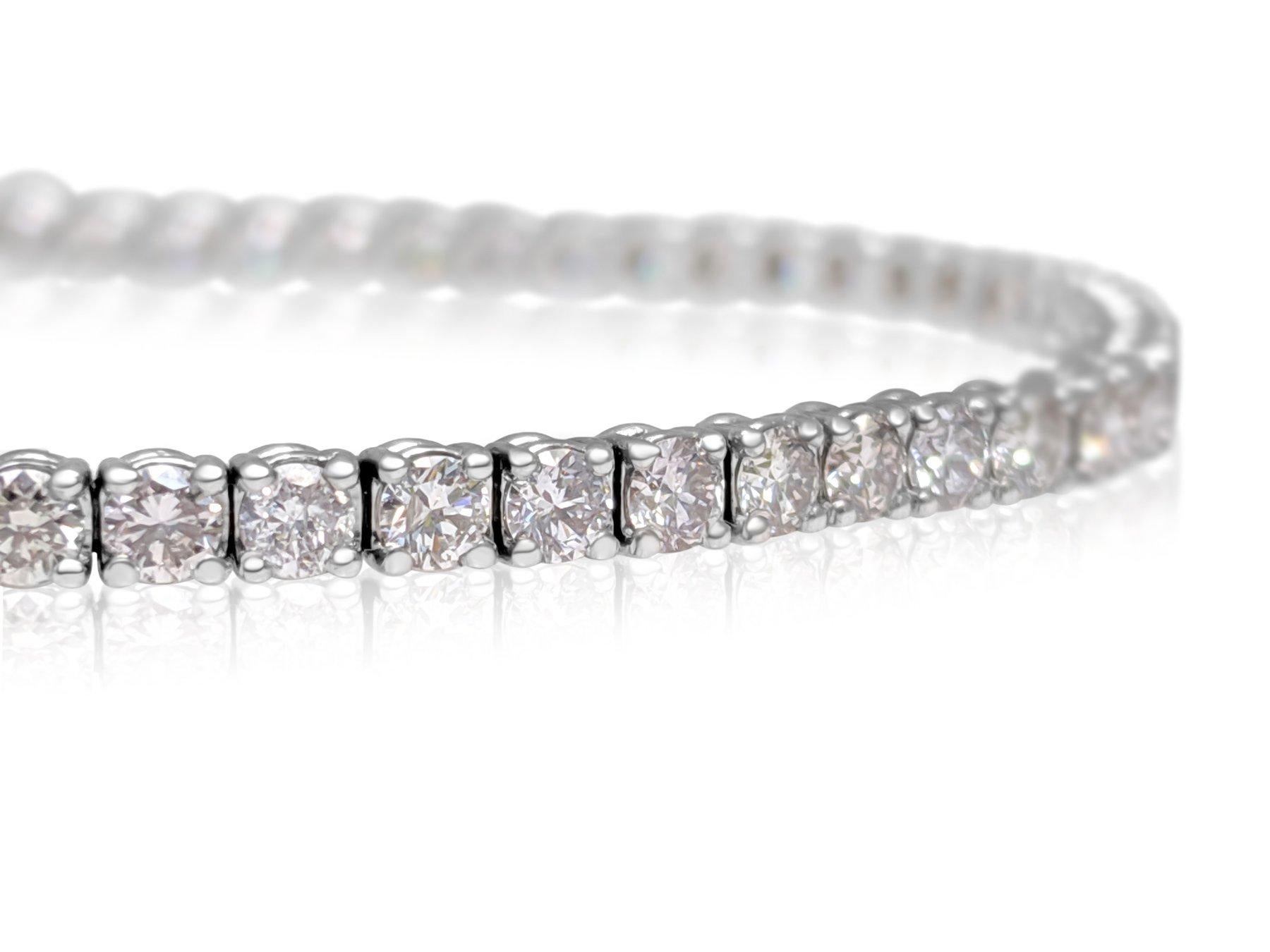 This exquisite bracelet features a total of 4.27 carats of natural light pink diamonds, celebrated for their delicate color and brilliance. Set in 14 karat white gold, it exudes elegance and sophistication. Bracelet is GCI certified, ensuring