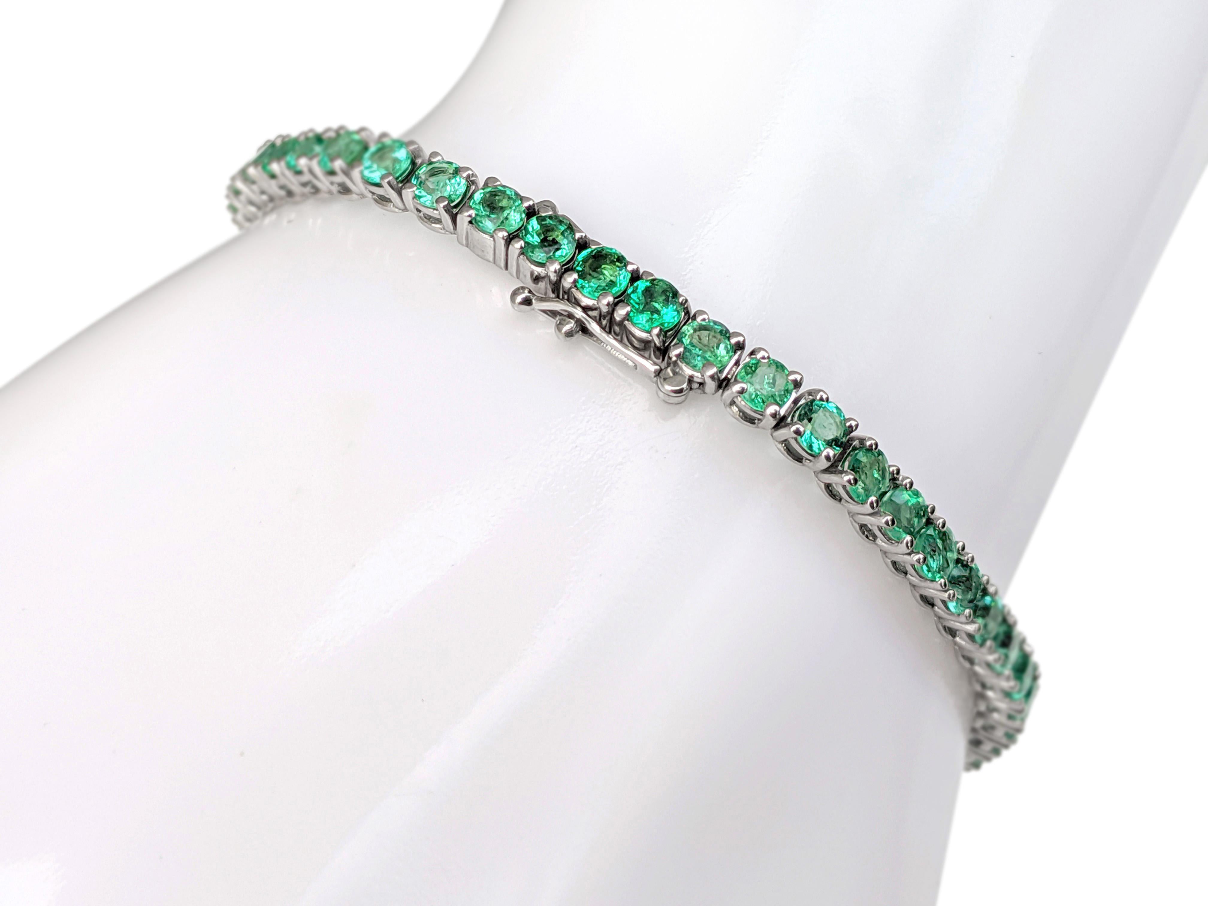 Art Deco $1 NO RESERVE!  4.32 Carat Emerald Tennis Riviera - 14 kt. White gold - Bracelet