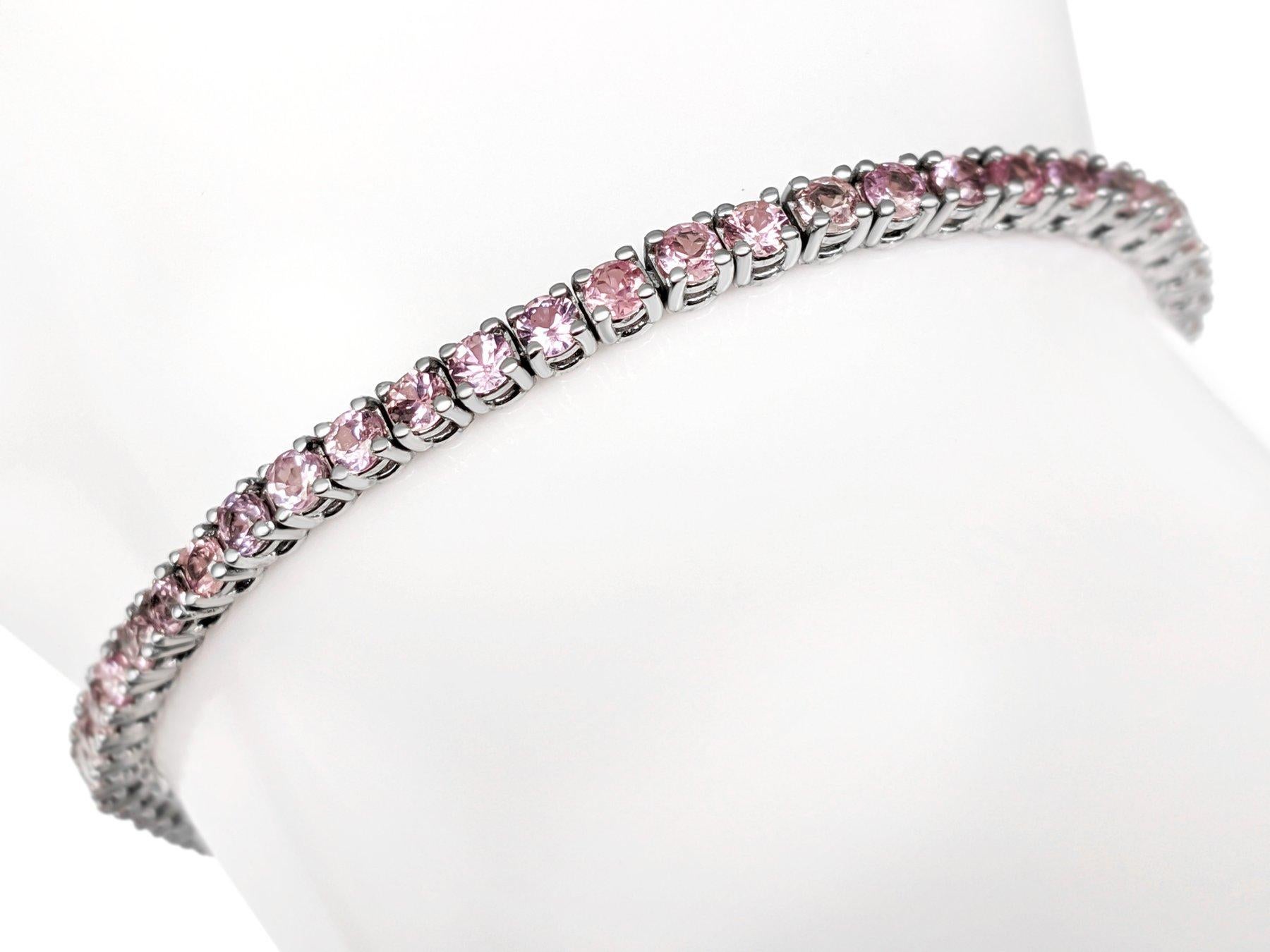 Taille ronde NOTRE RESERVATION ! Saphir Tennis Riviera de 4,35 carats - 14 carats Bracelet en or blanc en vente