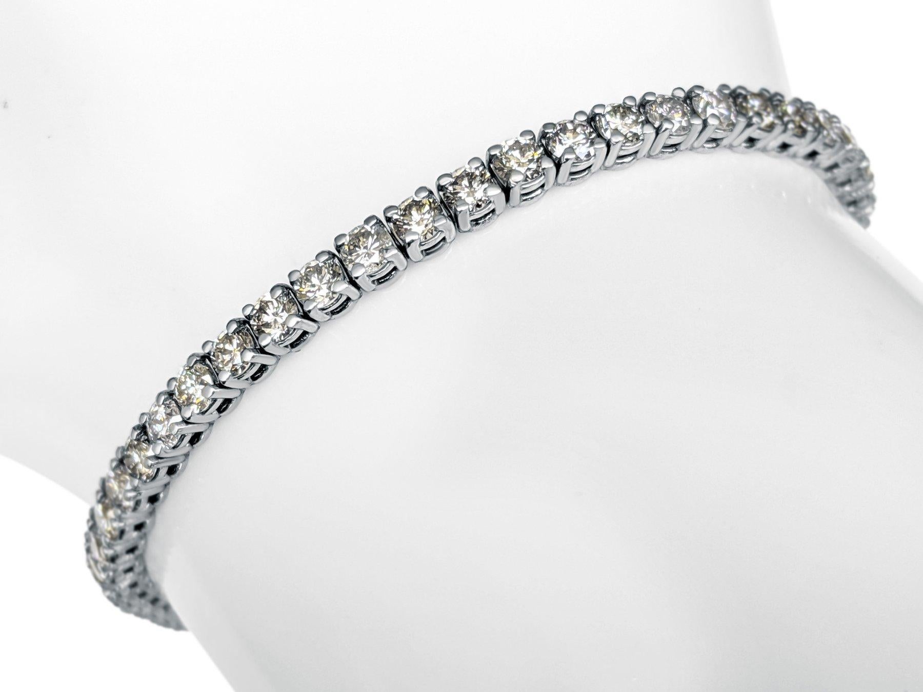 Taglio rotondo NESSUNA RISERVA! - Bracciale Tennis in oro bianco 14K con diamanti rosa da 4,50 carati in vendita