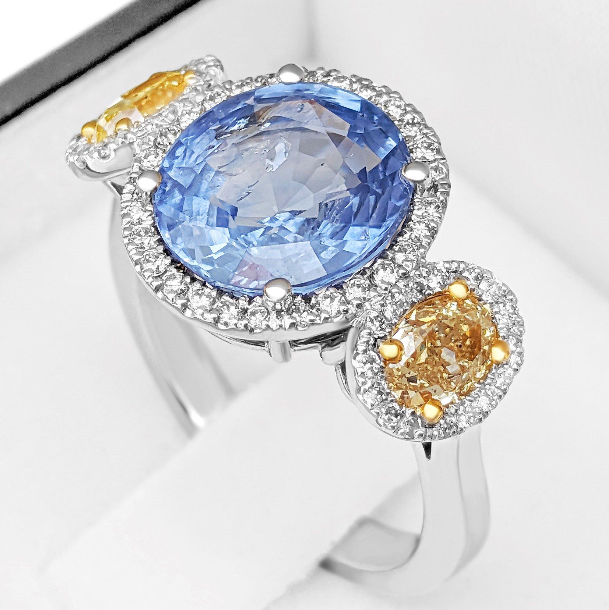 Women's NO RESERVE!  - 4.95ct Sapphire & 1.35Cttw Diamonds- 14K White & Yellow Gold Ring