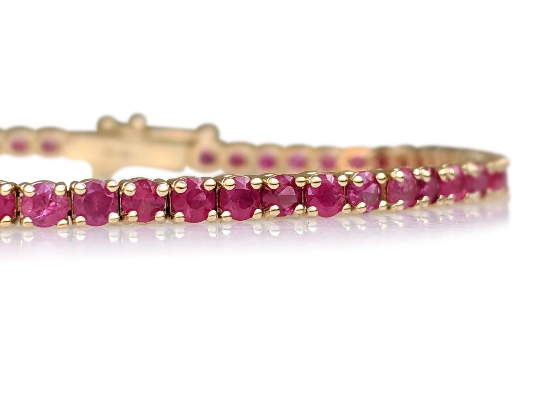 NO RESERVE! 5.07 Carat Natural Burma Rubies Tennis 14K Yellow gold Bracelet In New Condition In Ramat Gan, IL