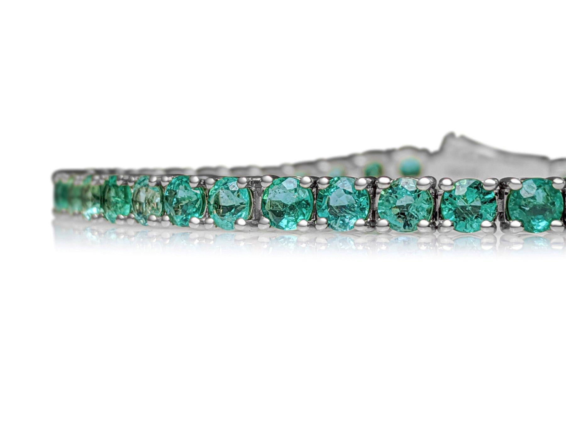 Round Cut NO RESERVE! 6.50Ct Natural Emerald Tennis Riviera - 14 kt. White gold - Bracelet For Sale