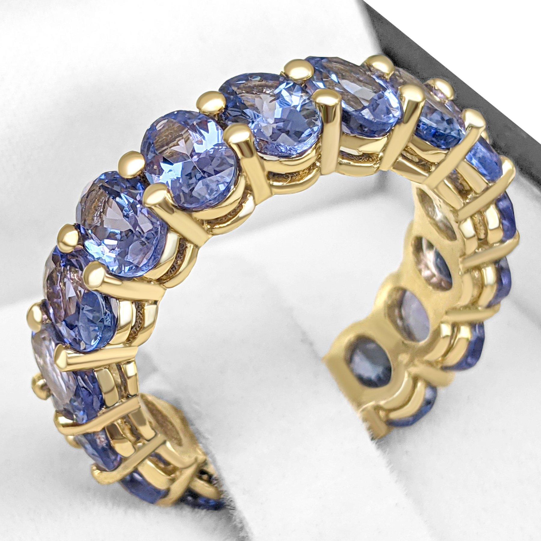 Oval Cut NO RESERVE! 7.31 Carat Tanzanite Eternity Band - 14 kt. Yellow Gold - Ring For Sale