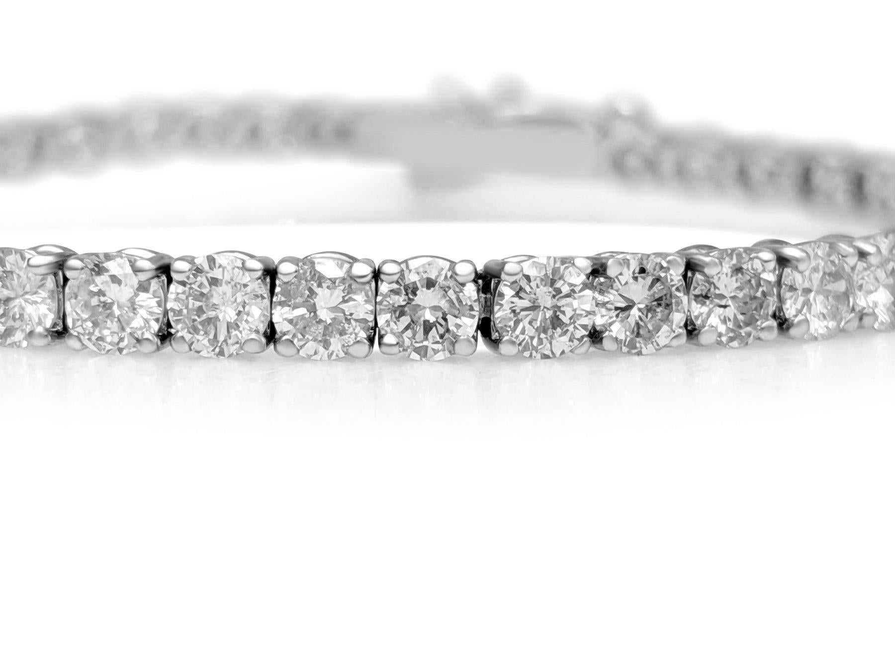 Round Cut NO RESERVE!  -  7.91Ct Diamond Tennis 14K White Gold Bracelet For Sale