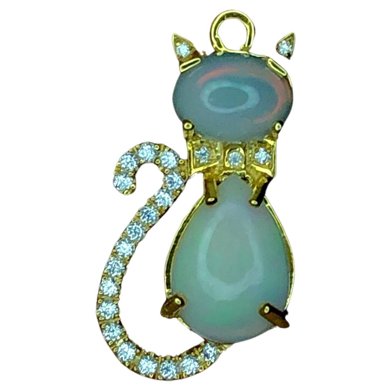 No Reserve Beautiful Gift Cat Pendant Opal 925 Silver Moissanite incrusted  