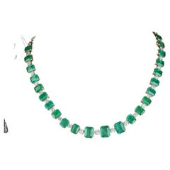 No Reserve, Ct 45,70 of Zambia Emeralds and Diamonds on Necklace