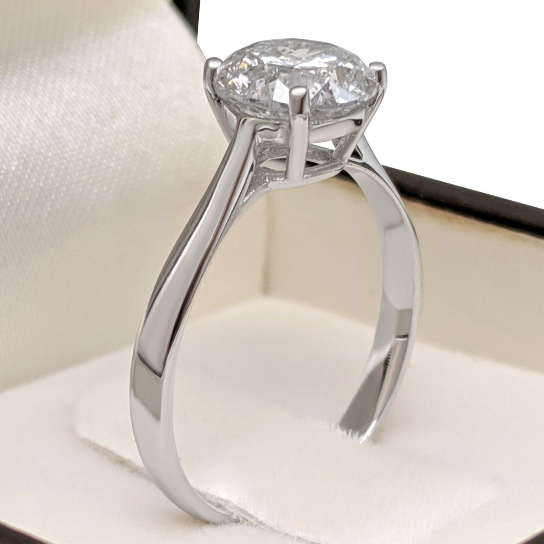 NO RESERVE!  -  D color 1.61 Carat Diamond - 14K White Gold - Ring In New Condition For Sale In Ramat Gan, IL