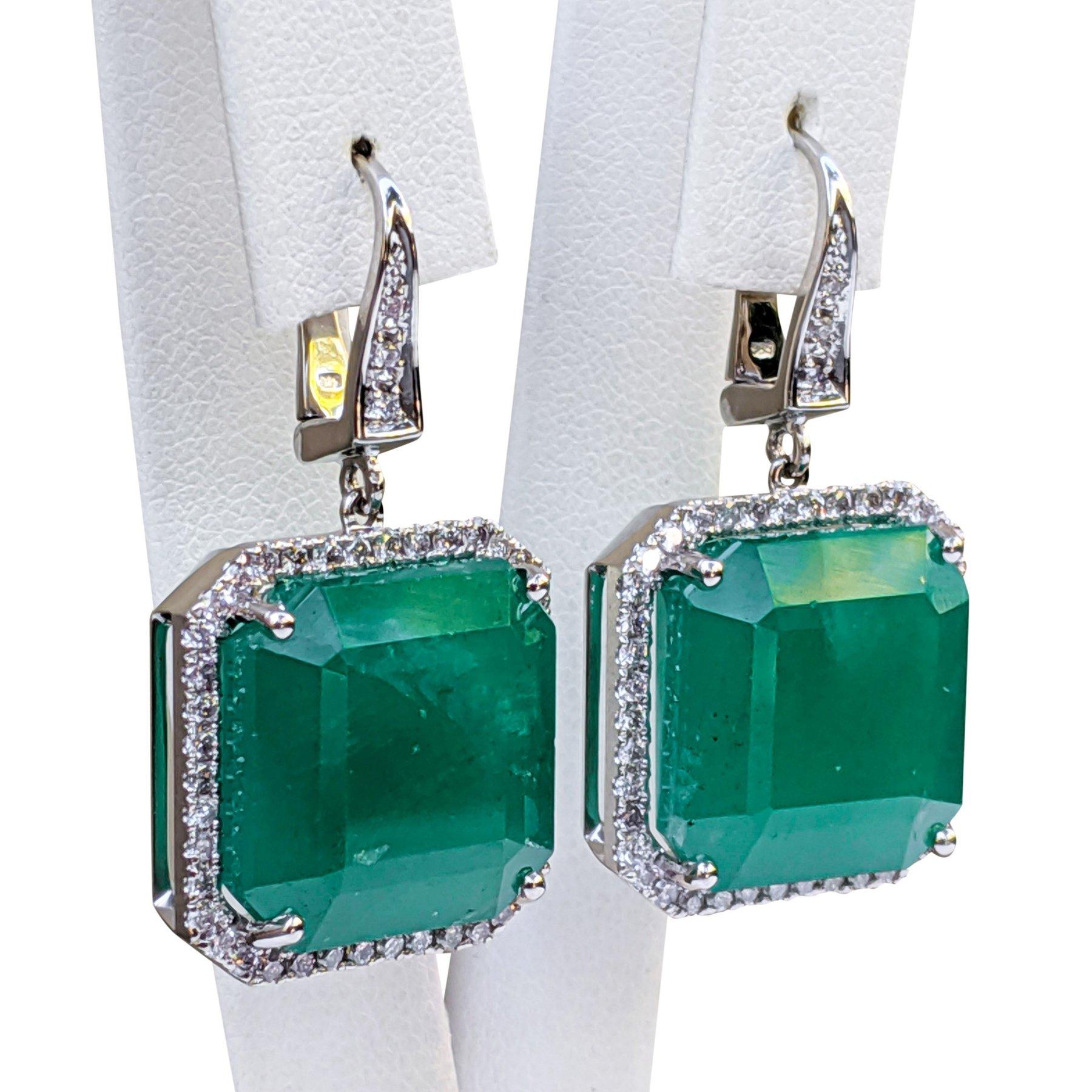 Art Deco NO RESERVE! IGI 37.00Ct Emerald & 0.90Ct Diamonds - 18 kt. White gold - Earrings For Sale