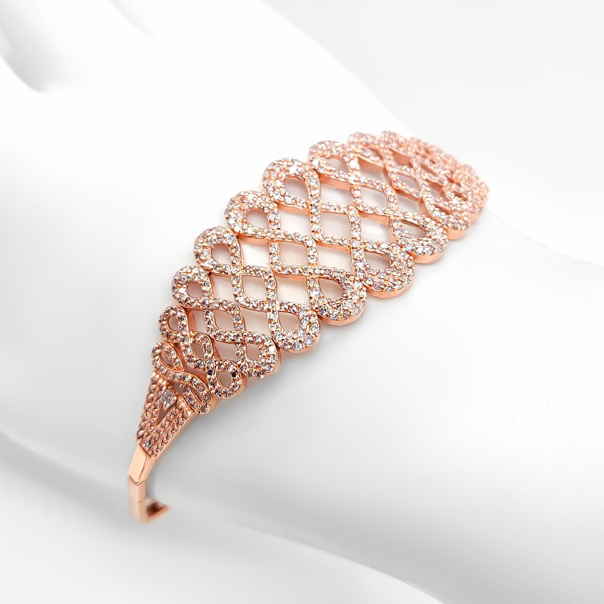 IGI Certificado 2,45 Quilates Fancy Pink Diamond Pulsera 14k Oro Rosa en Nuevo estado para la venta en Ramat Gan, IL
