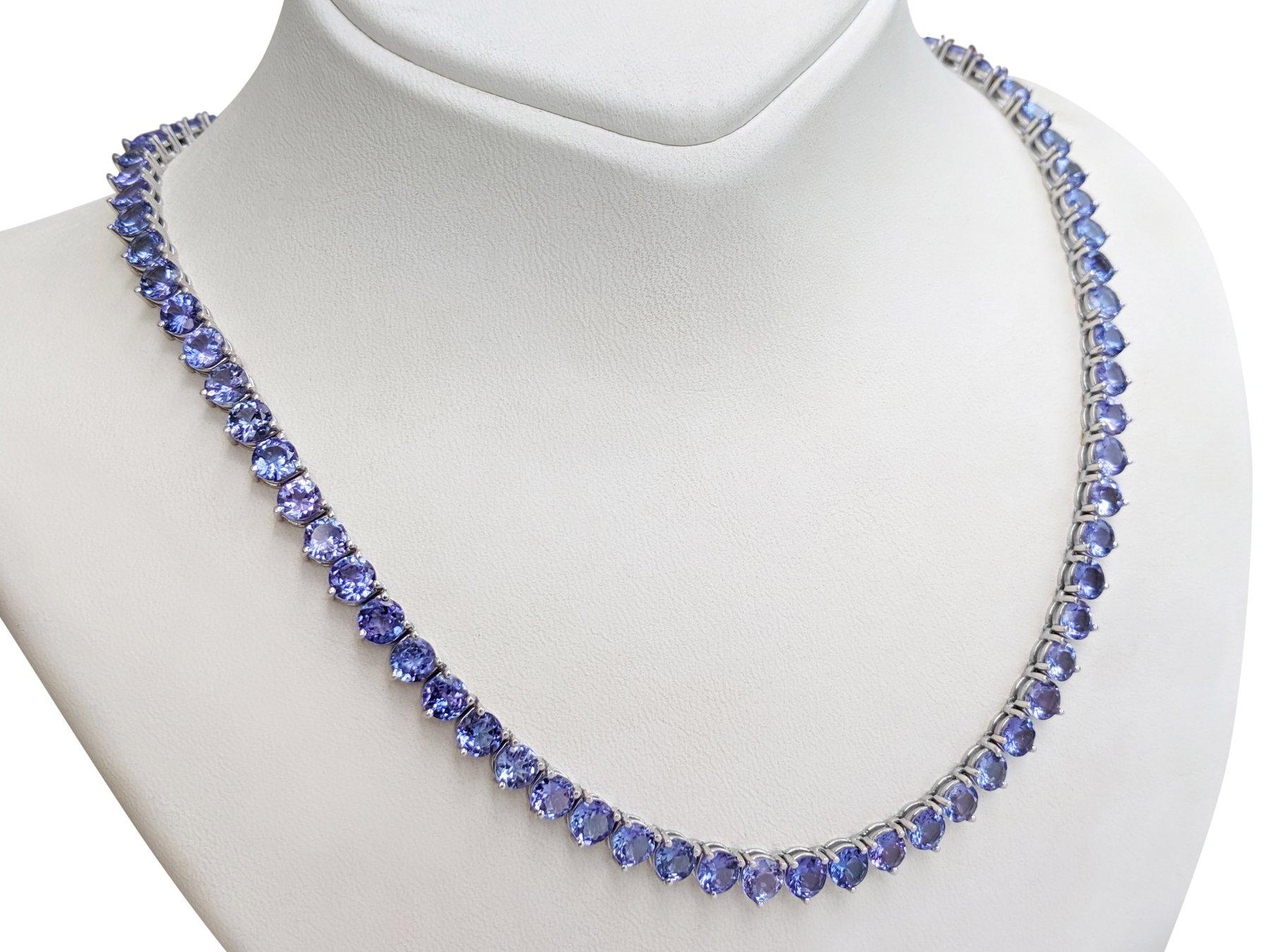 Round Cut NO RESERVE! Necklace - 14 kt. White gold -  13.92 tw. Tanzanite For Sale