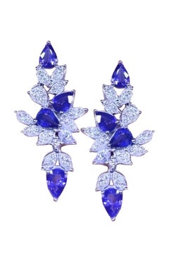 No Reserve Price.Ct 9, 10 of Ceylon Blu Sapphires and Diamonds