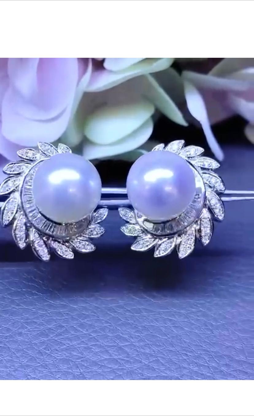 Women's Certified South Sea Pearls  Diamonds 18K Gold  Earrings For Sale