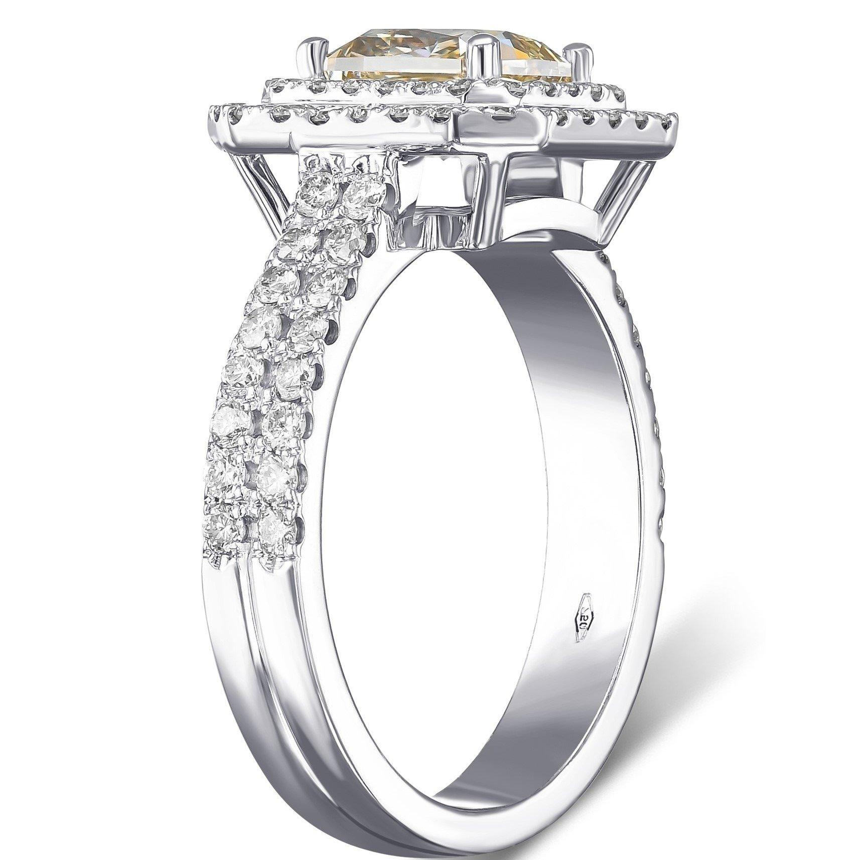 KEINE RESERVE!  -  VVS1 2,00 Karat Fancy Diamant-Ring mit doppeltem Halo aus 18 Karat Weißgold (Art déco) im Angebot