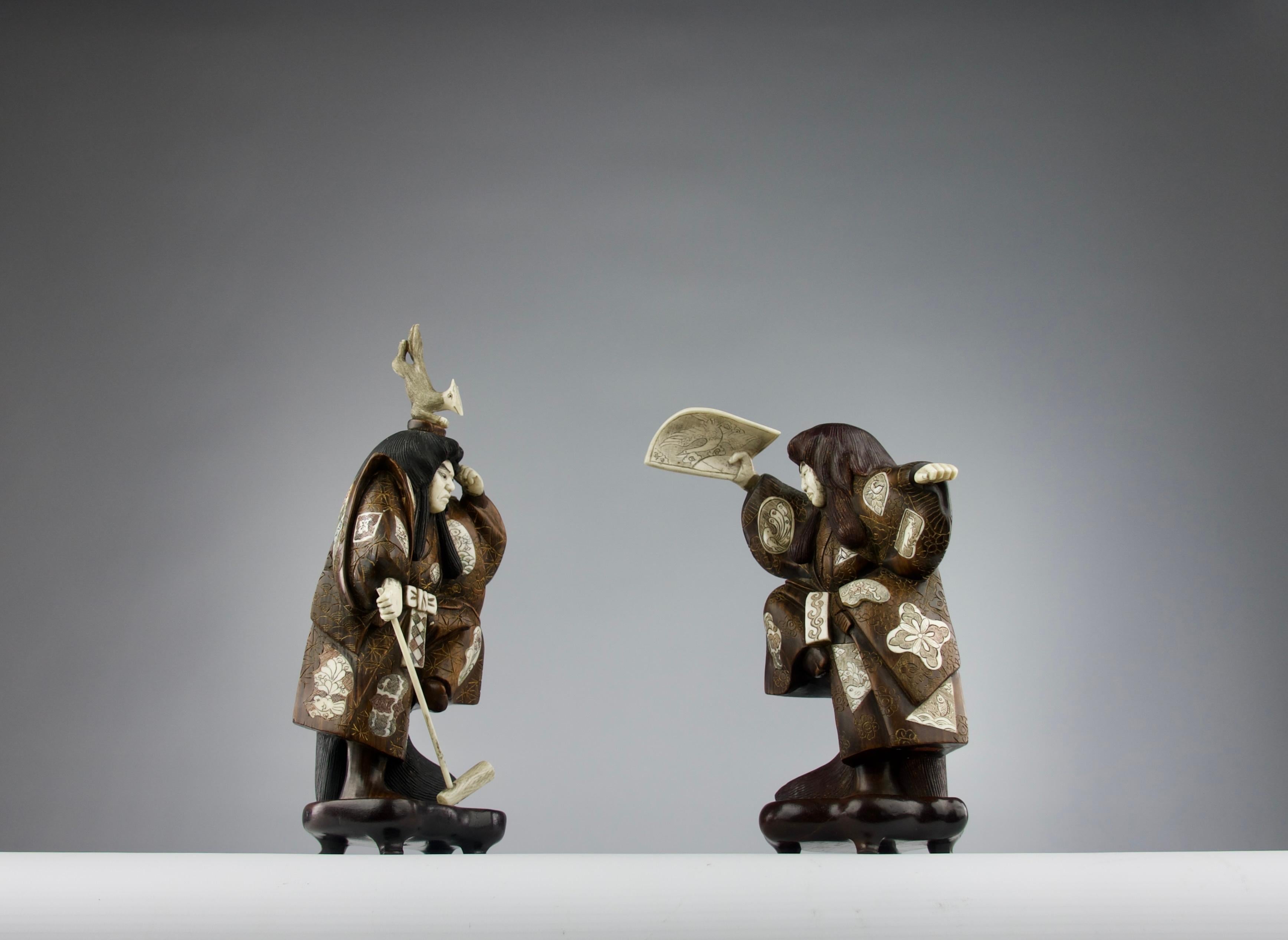 Nô Theatre Dancers, 19th Century Meiji Period Japanese Okimono Sculpture In Good Condition For Sale In PARIS, FR