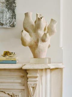 Récipient en céramique blanche texturée organique fabriqué à la main No.000810