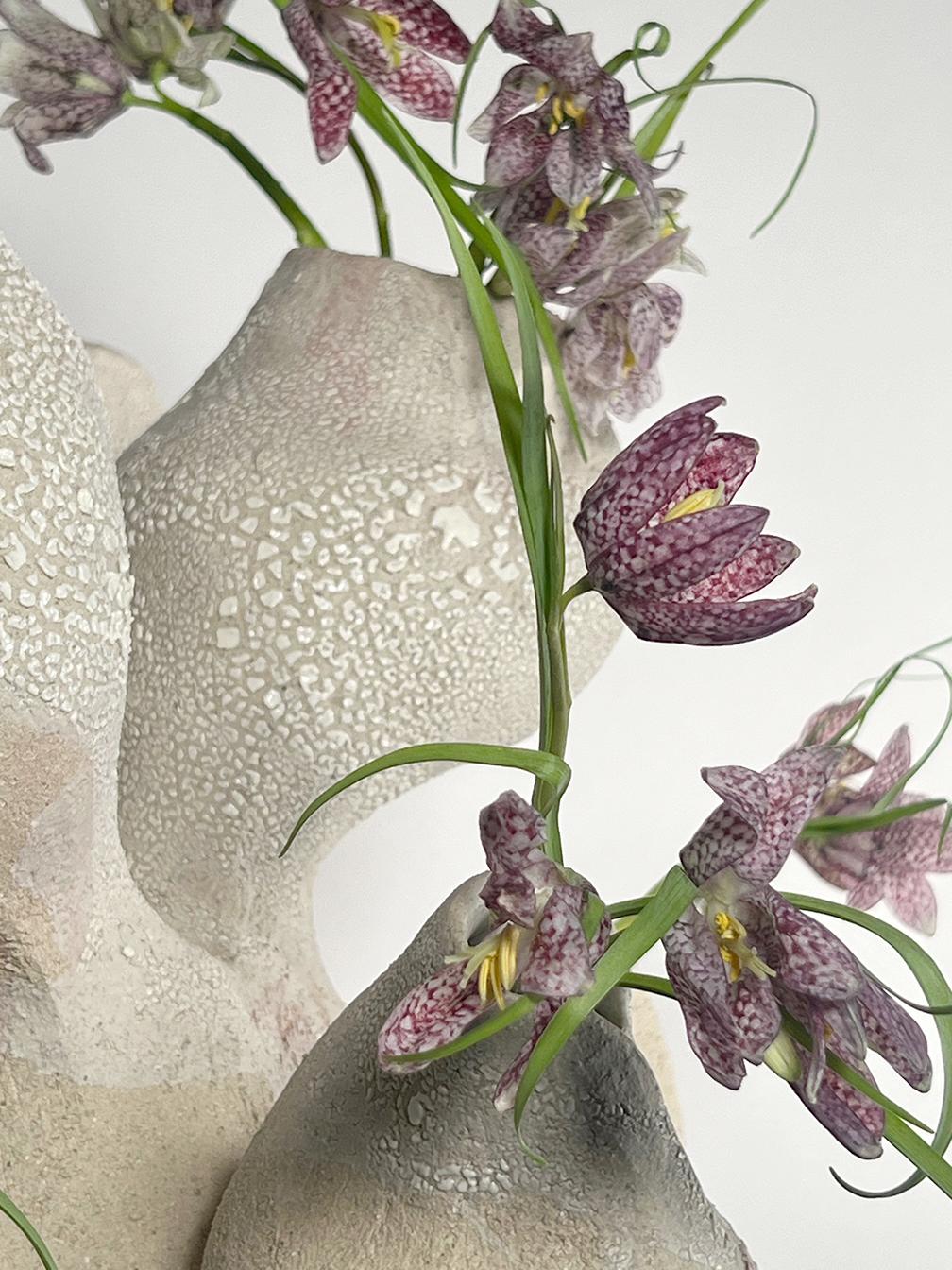 Nr.000810 Handcrafted Organic Textured White Ceramic Vessel- Lost Quarry (amerikanisch) im Angebot