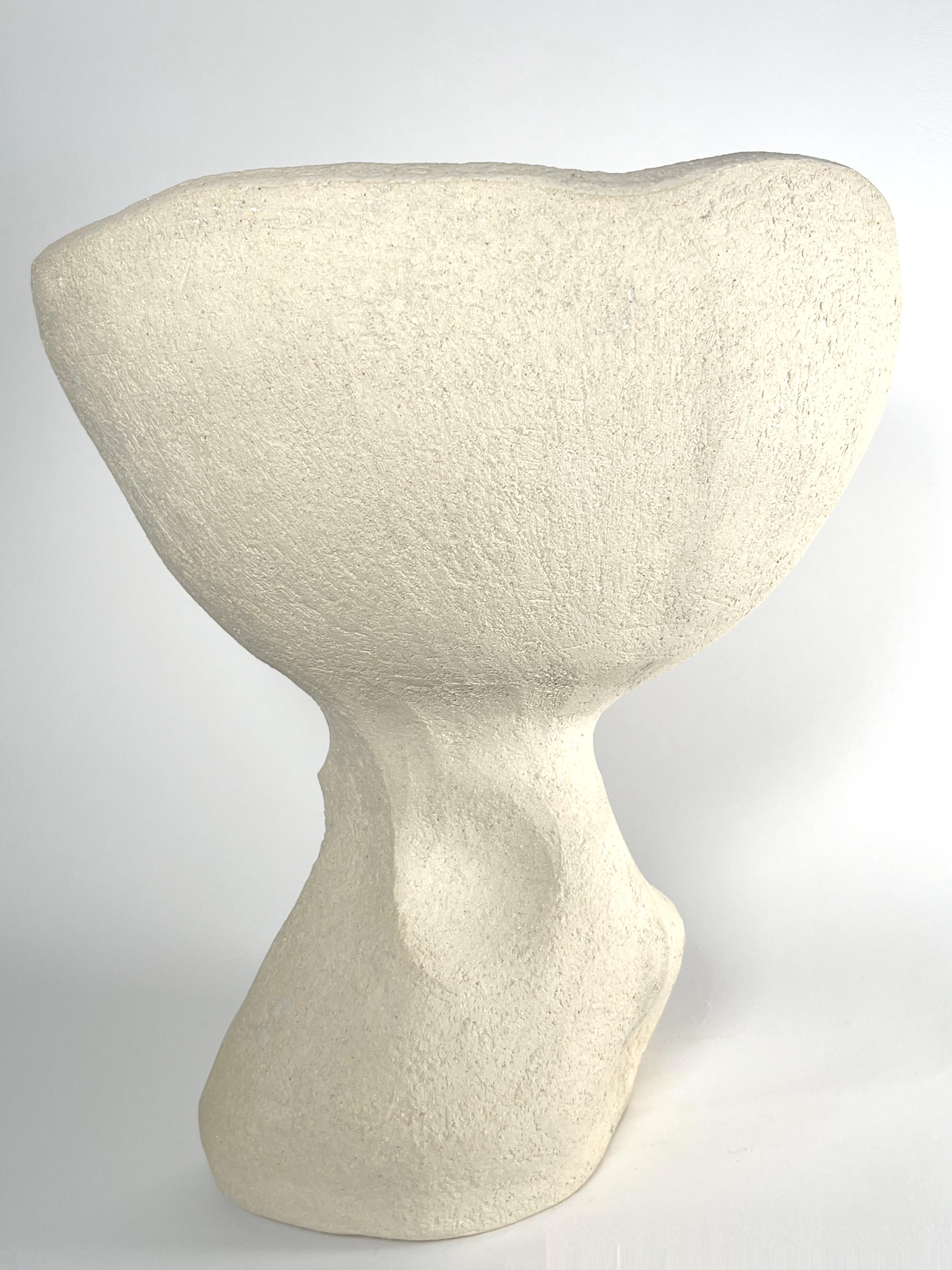No.000812 Frutero escultórico artesanal de cerámica orgánica blanca - Lost Quarry en Nuevo estado para la venta en Brooklyn, NY