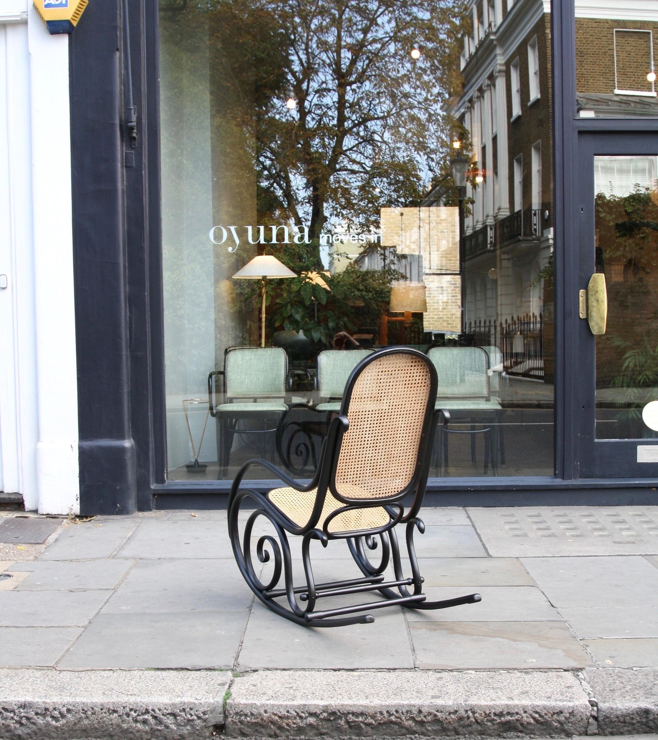 Austrian No*10 Rocking Chair, Michael Thonet For Sale