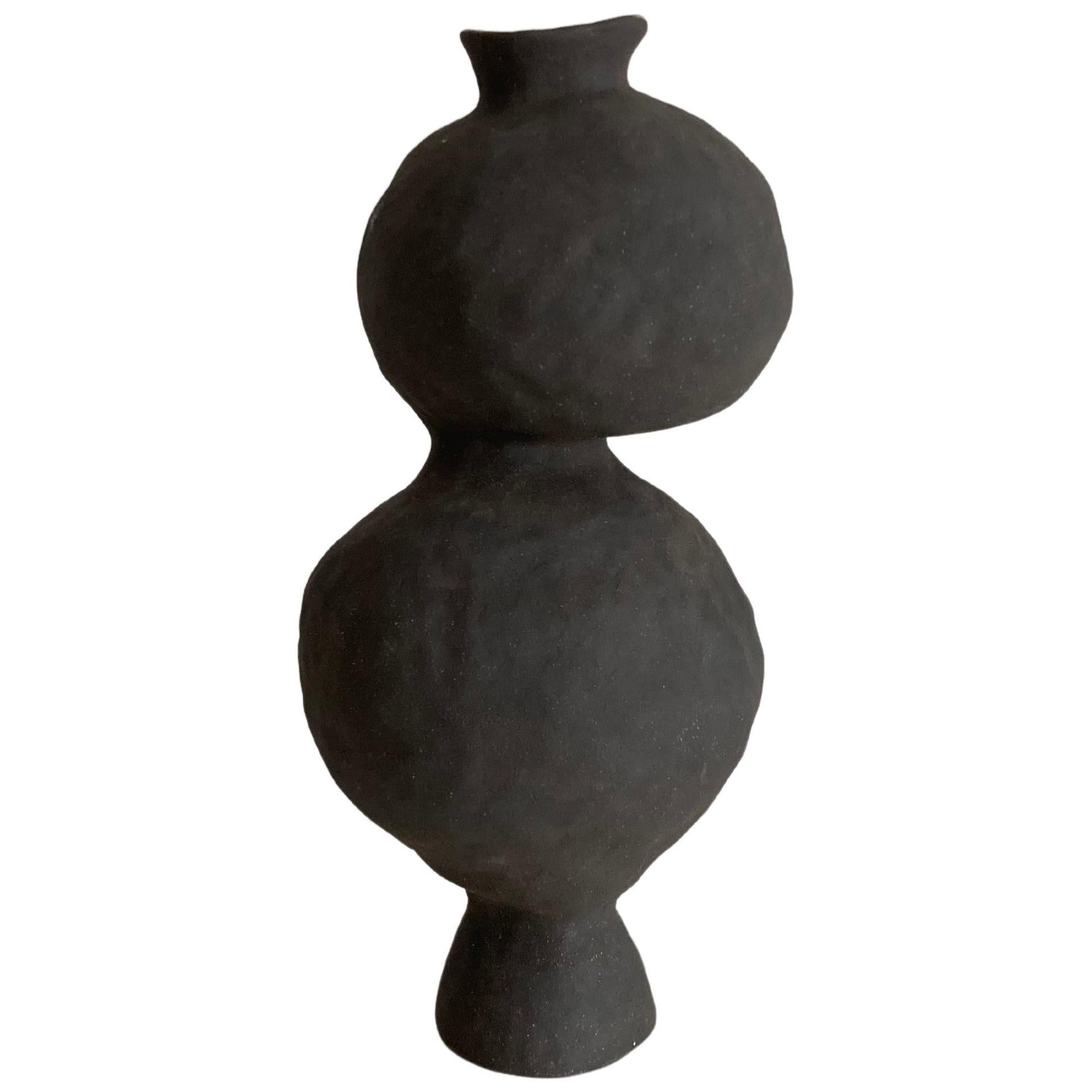 Sculpture en grès n° 100, Tonfisk de Ciona Lee