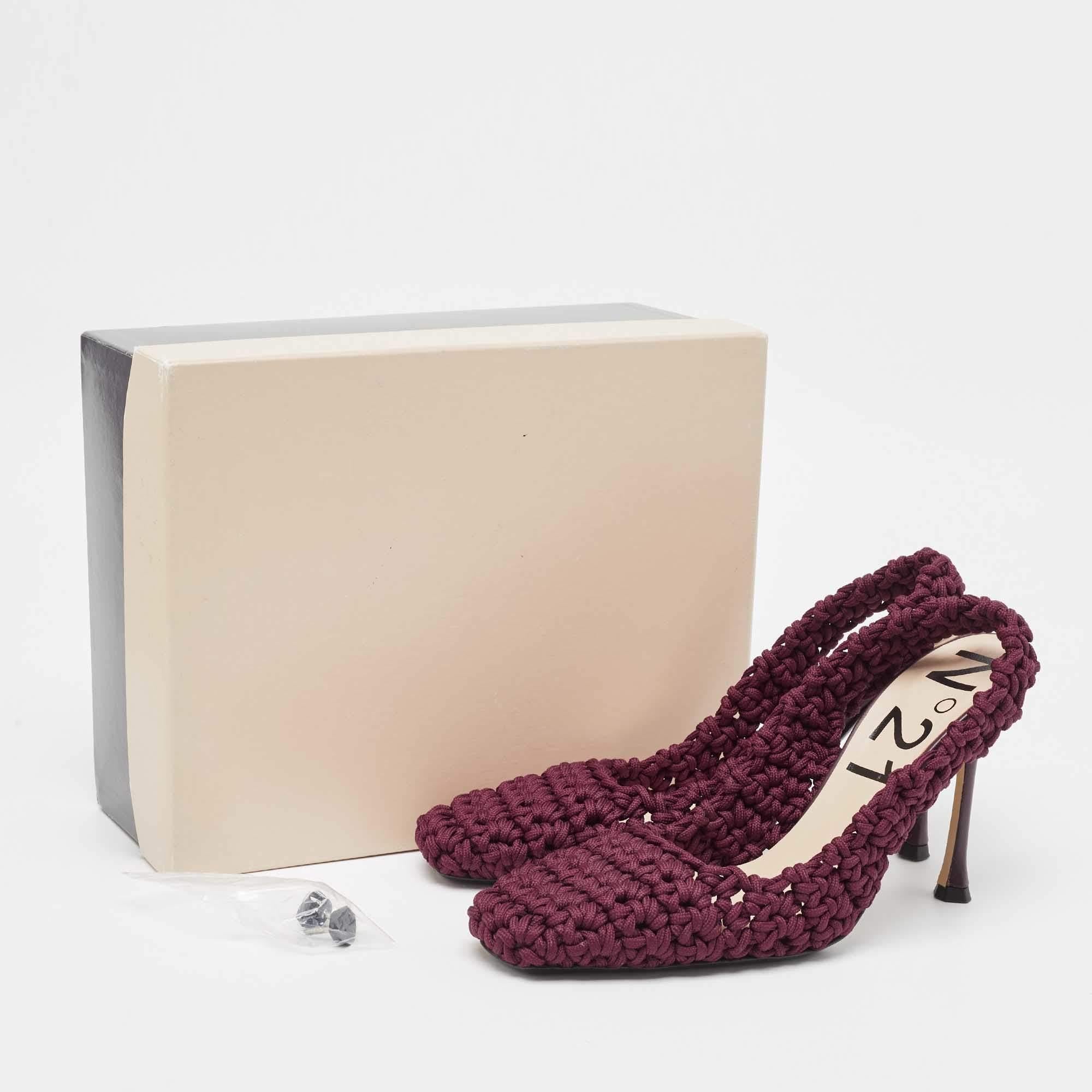 Women's Nº21 Burgundy Crochet Slingback Pumps Size 40 For Sale