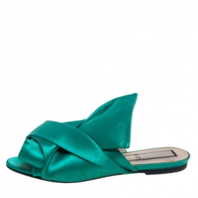 Nº21 Green Satin Knot Flat Mules Size 38 In Good Condition In Dubai, Al Qouz 2