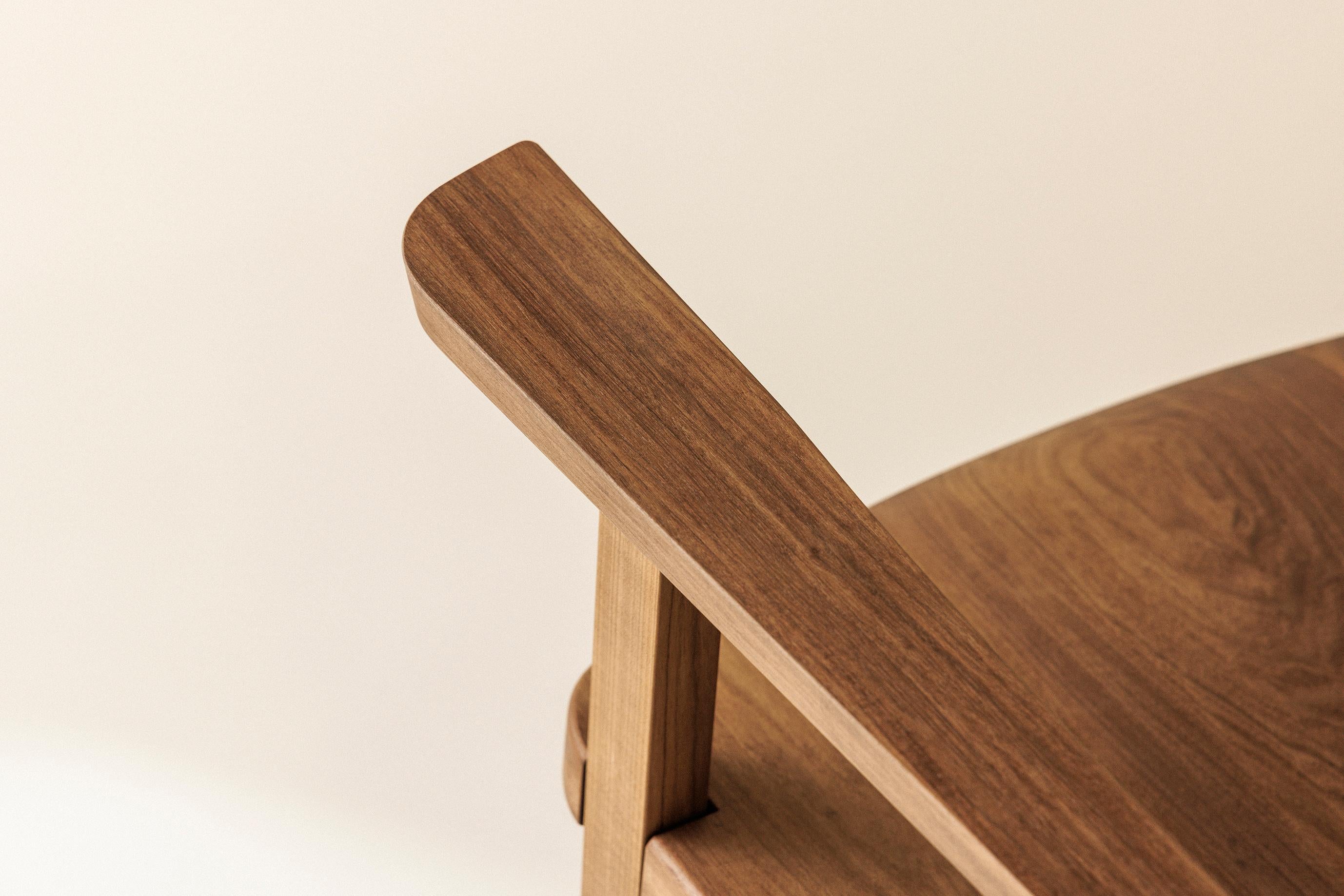Legno No.62 Sedia (bracciolo) in vendita