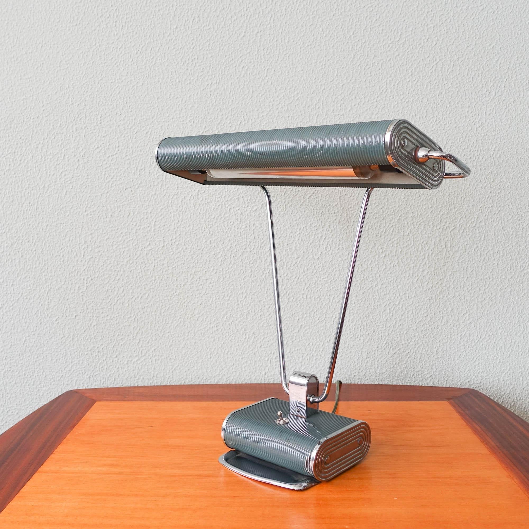 French No.71 Desk Lamp by Eileen Gray for Jumo, 1930s For Sale
