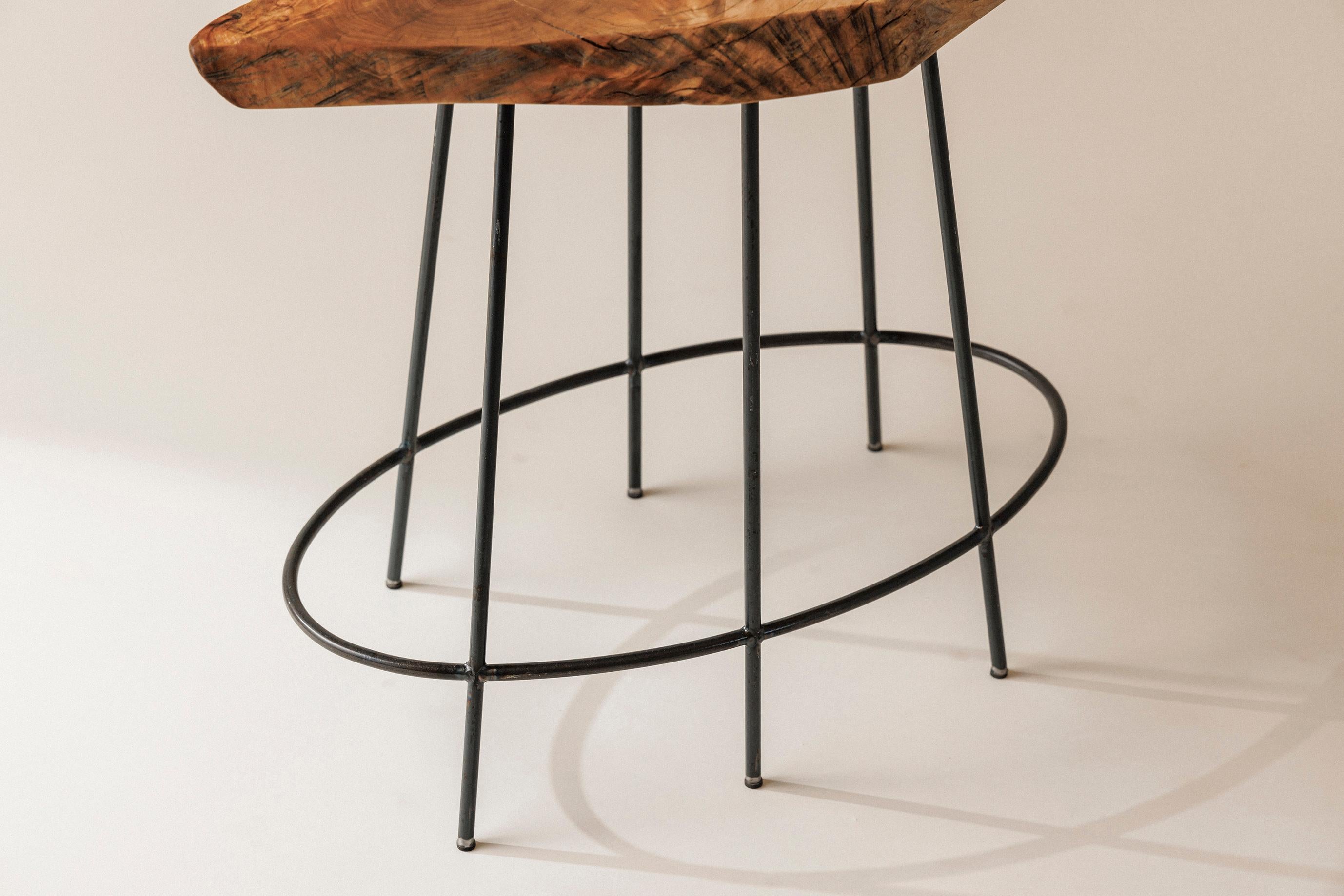 Legno Sgabello No.71 in vendita