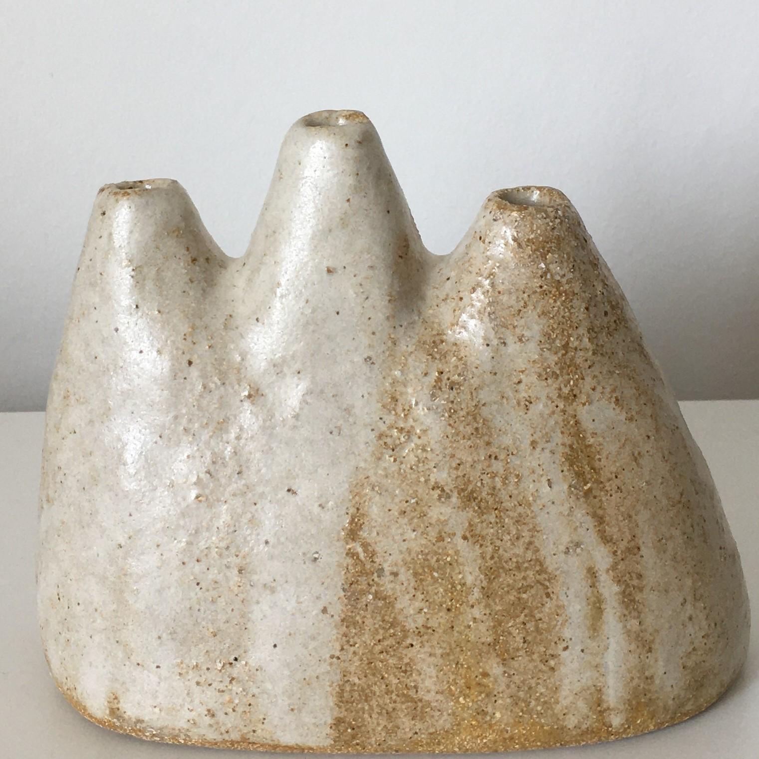 British No.8 Stoneware Sculpture, Tonfisk by Ciona Lee  For Sale
