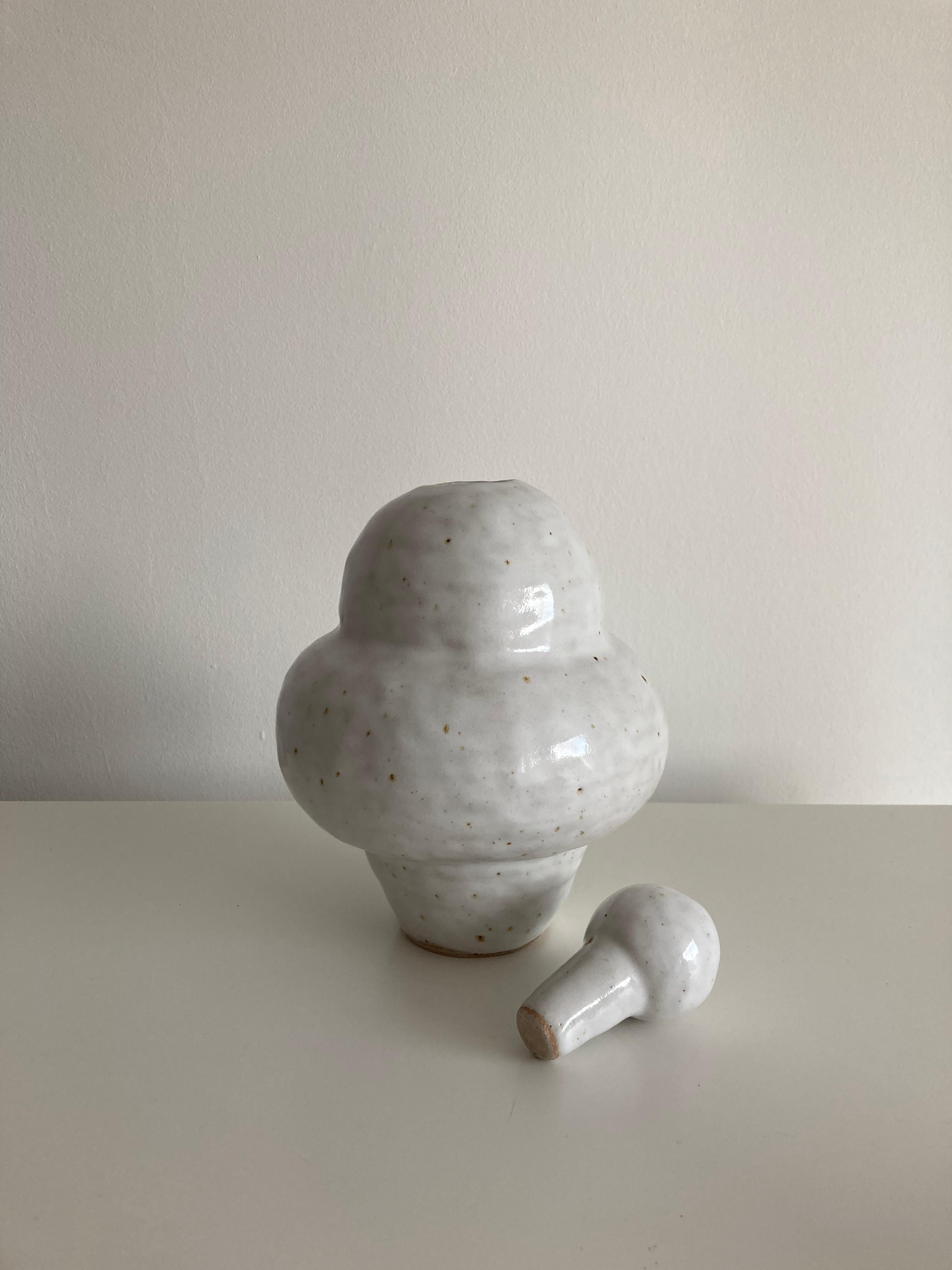 No.83 Stoneware Sculpture, Tonfisk by Ciona Lee In New Condition In Geneve, CH