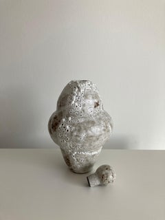 No.98 Stoneware Sculpture, Tonfisk by Ciona Lee