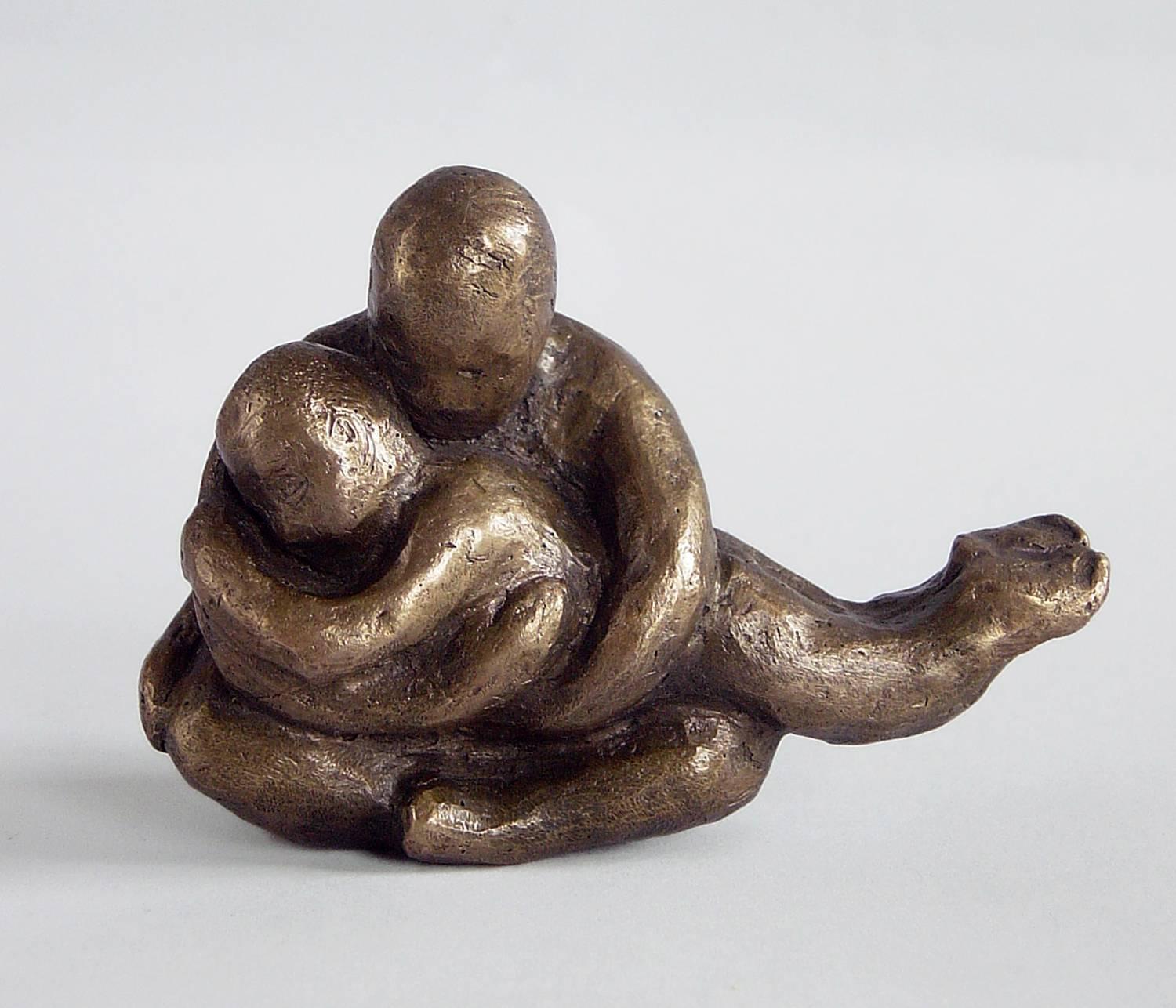 Mother and Child -miniature figurative bronze by New York artist Noa Bornstein For Sale 2
