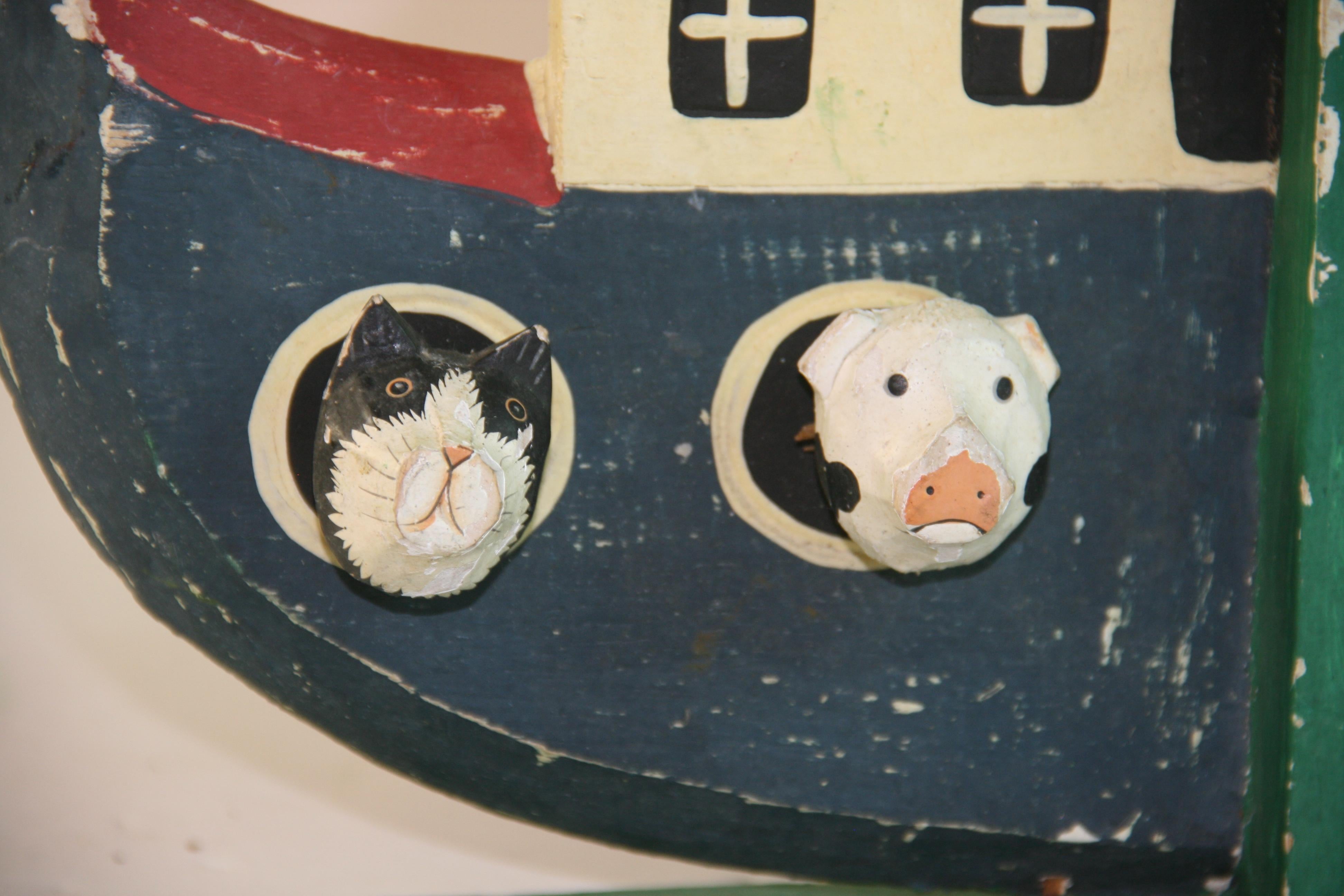 Noah's Ark Folk Art Carved Wood Sculpture /Bookends In Good Condition For Sale In Douglas Manor, NY